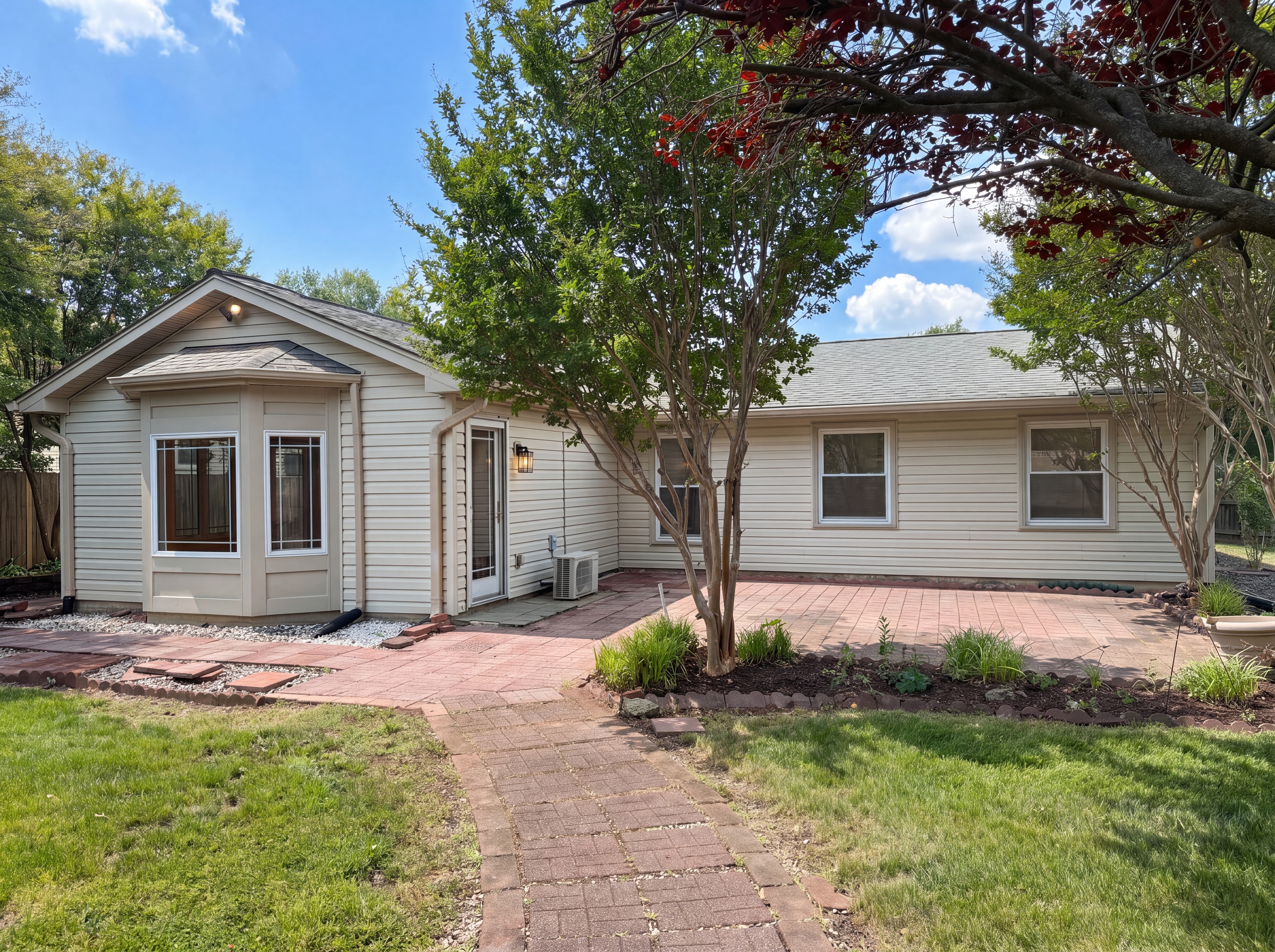 Photo 37 of 51 of 8947 Rosewood St, Manassas, VA