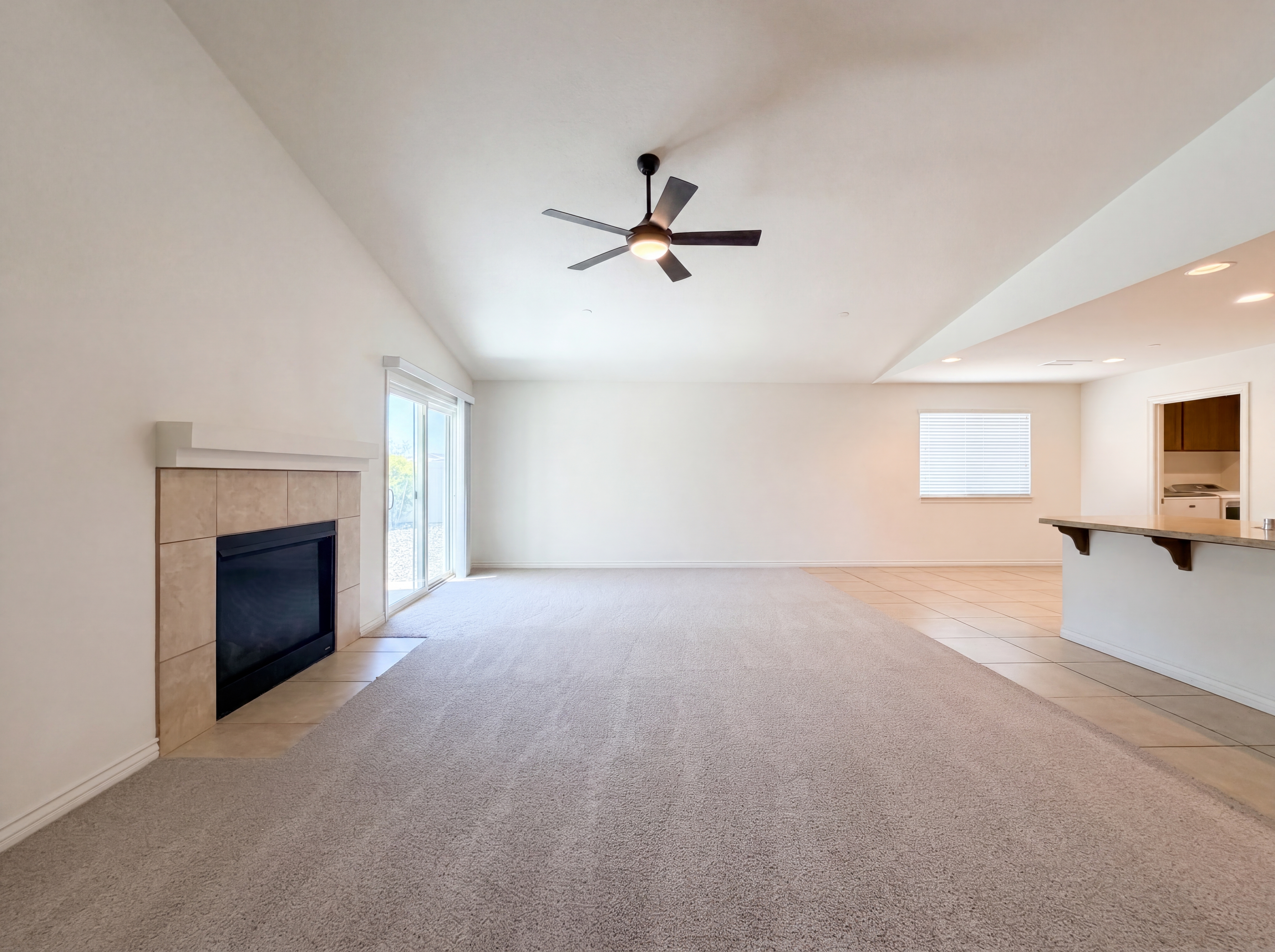 Photo 7 of 27 of 5654 Forry Ct, Lancaster, CA