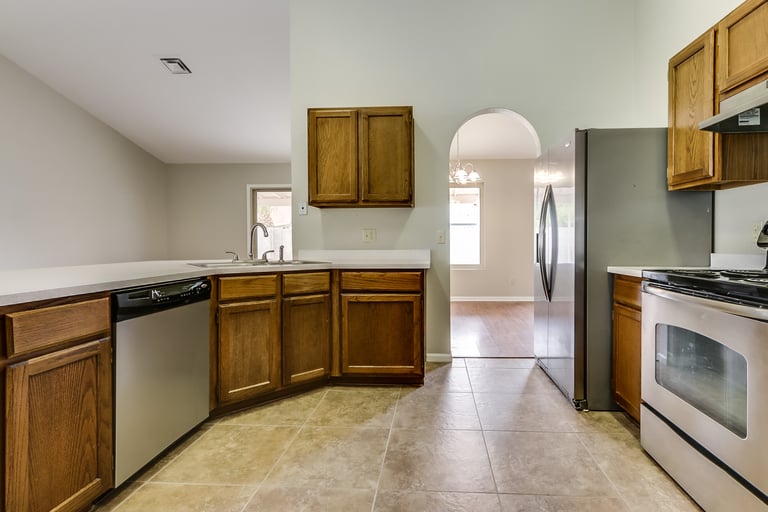 Photo 2 of 32 - 668 E Manor Dr, Chandler, AZ 85225