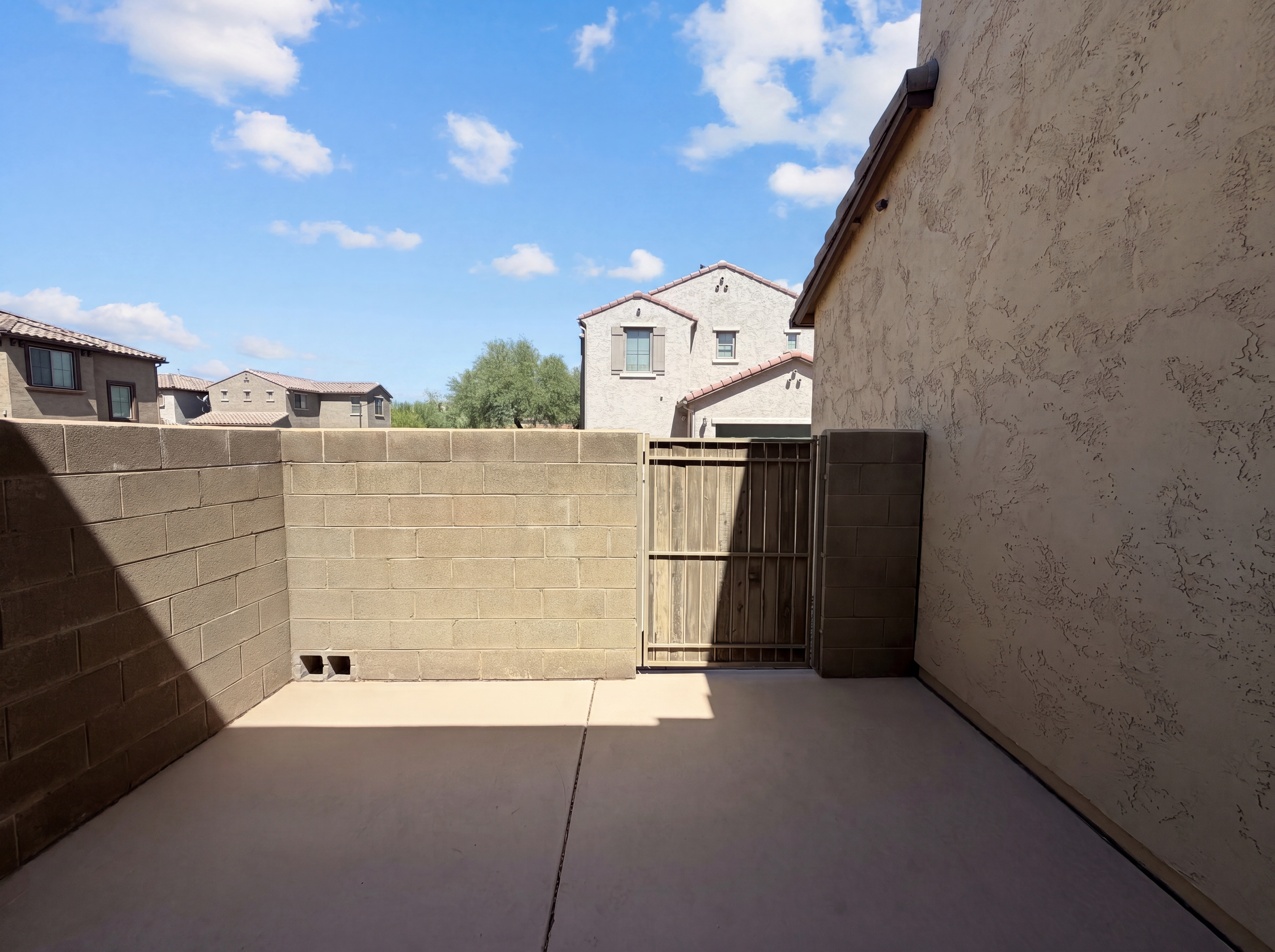 Photo 5 of 22 of 3968 E Melinda Dr, Phoenix, AZ