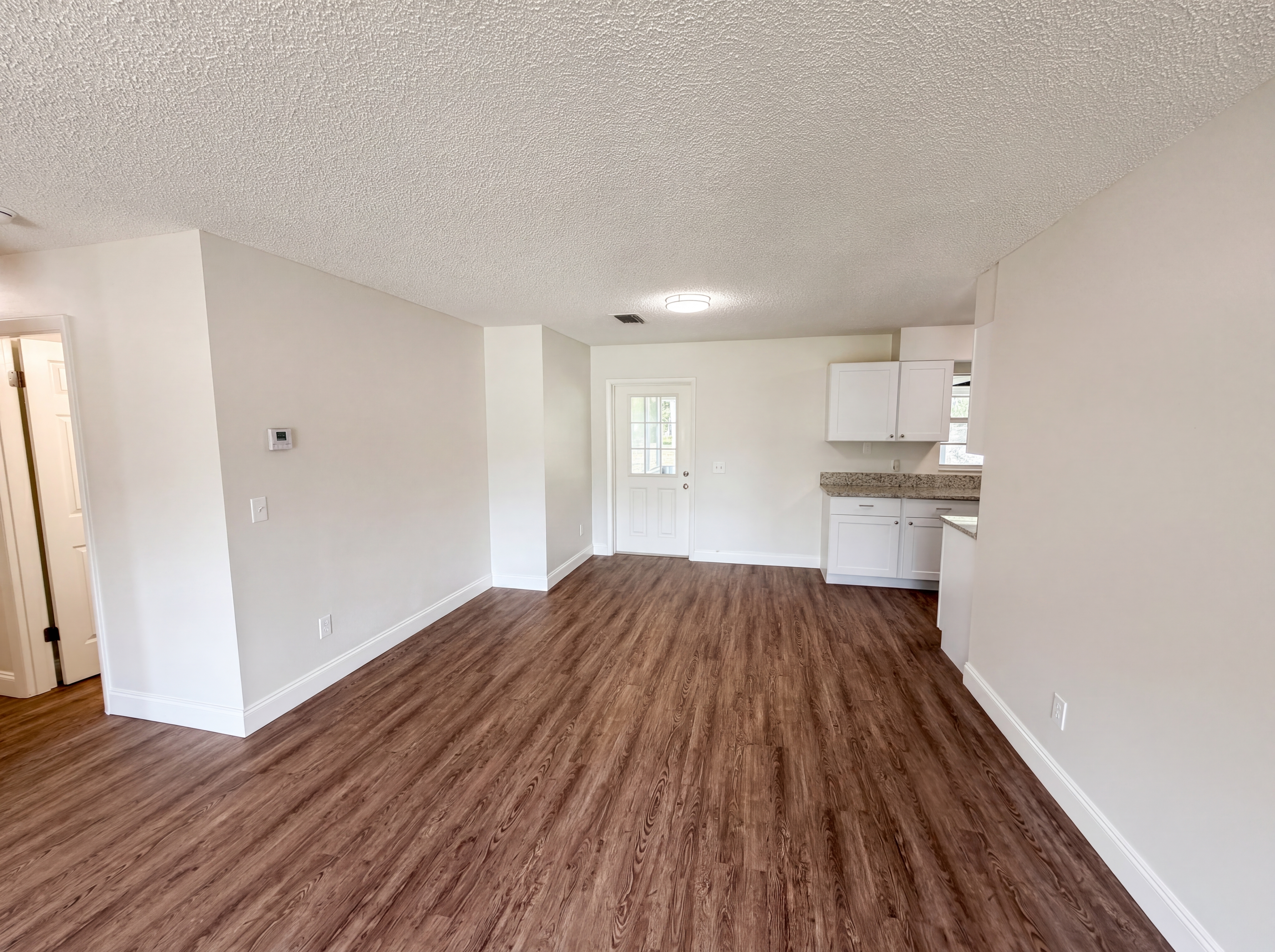 Photo 9 of 26 of 11607 English St, Orlando, FL