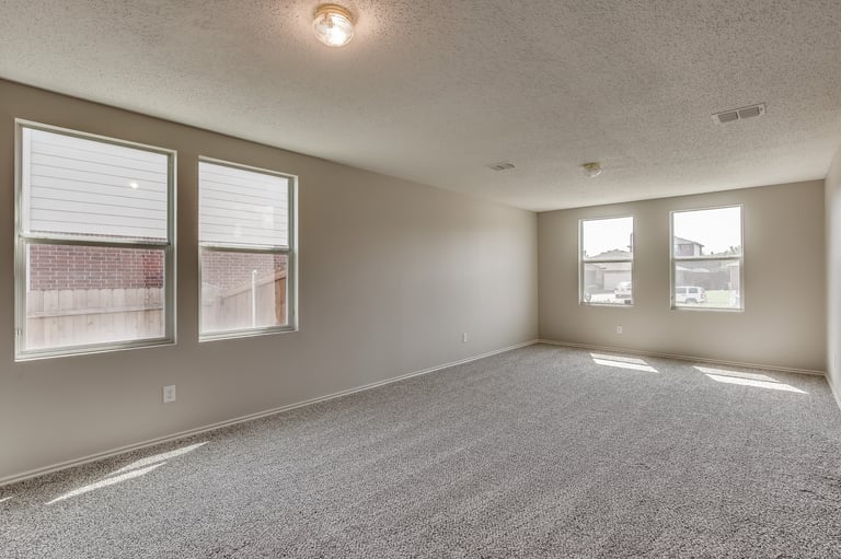 Photo 6 of 28 - 2657 Island Bay Way, Little Elm, TX 75068