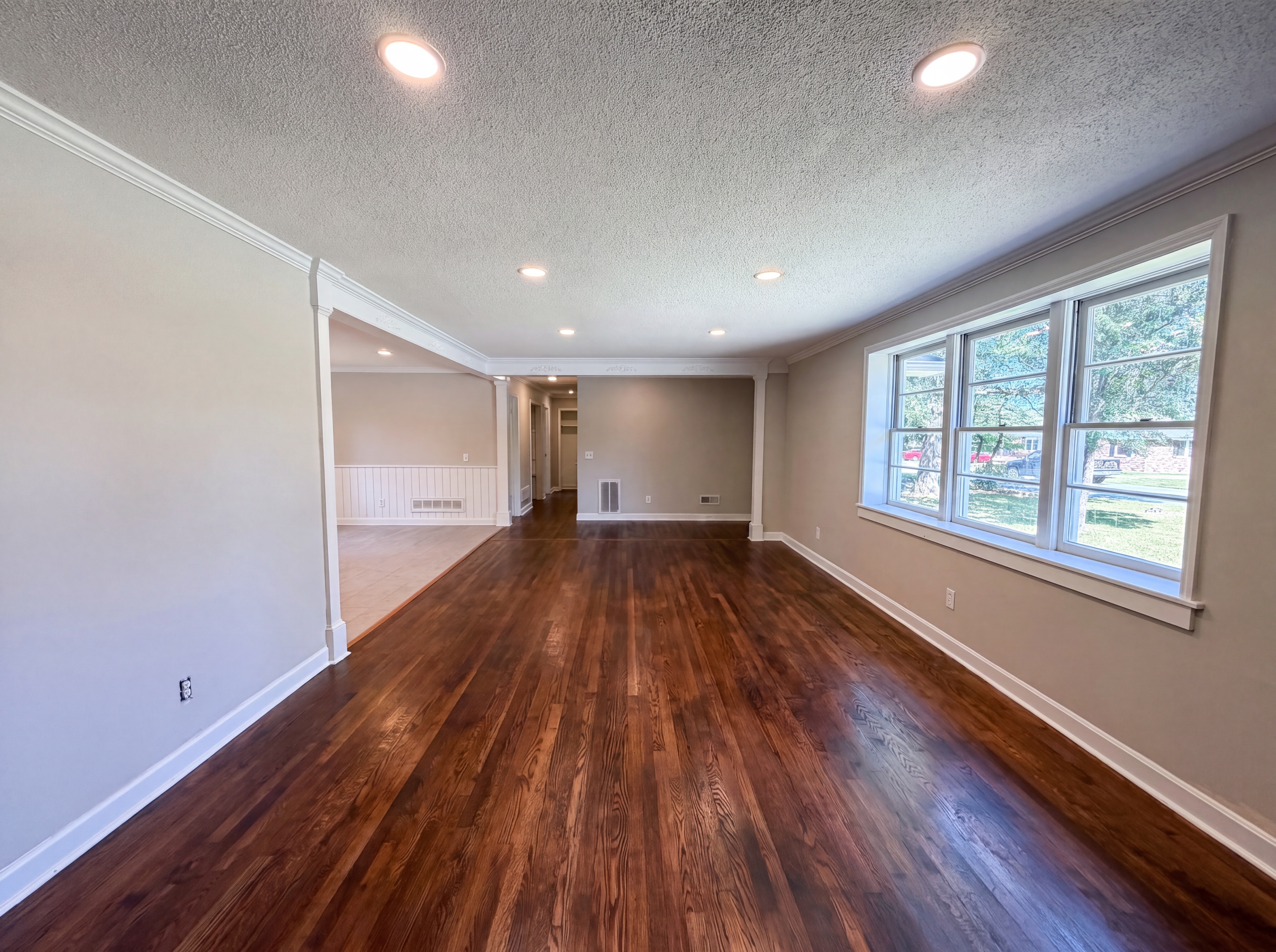 Photo 10 of 26 of 1817 Neptune Dr, Columbia, SC