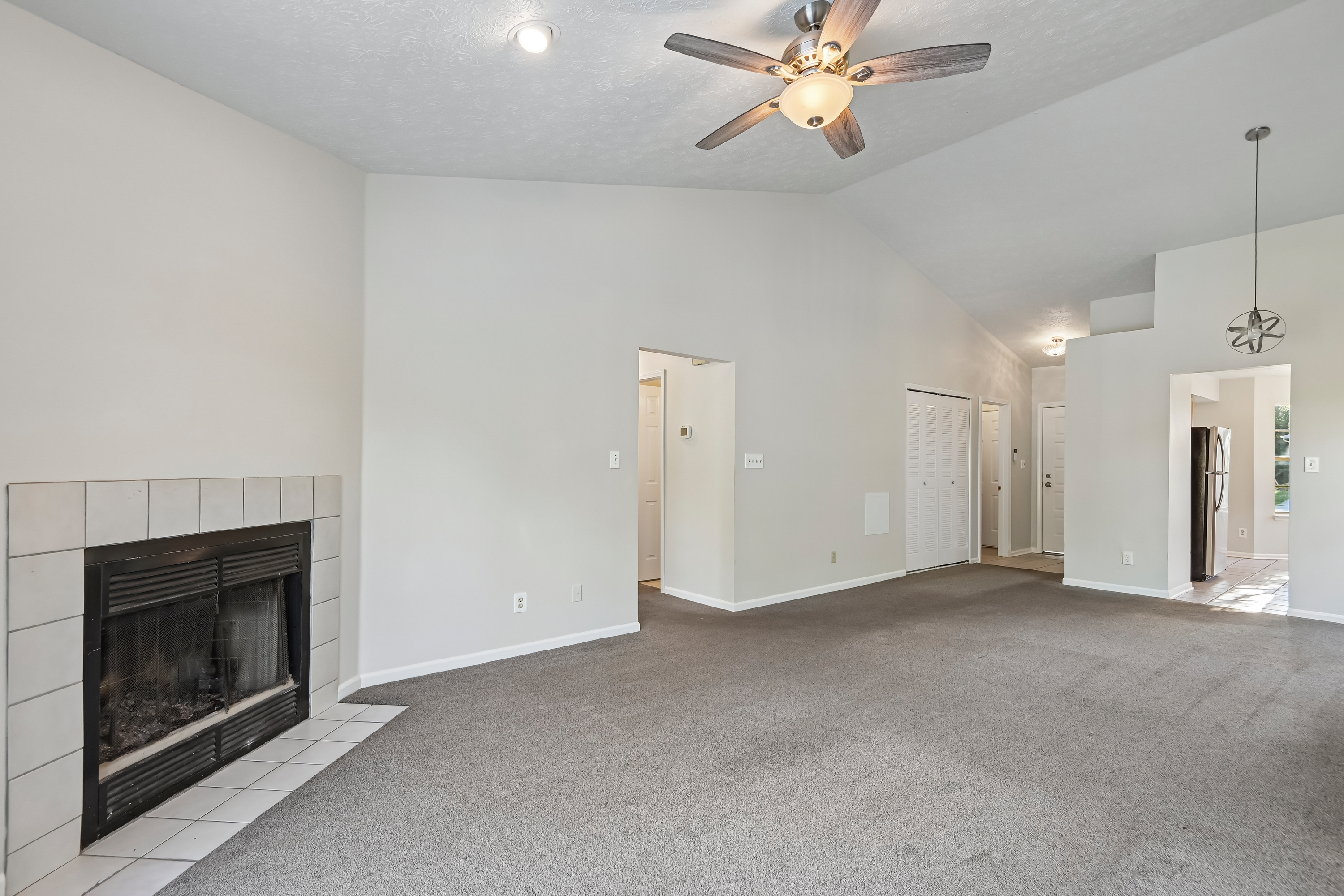 Photo 14 of 39 of 5654 Crown Vetch Pl, Indianapolis, IN