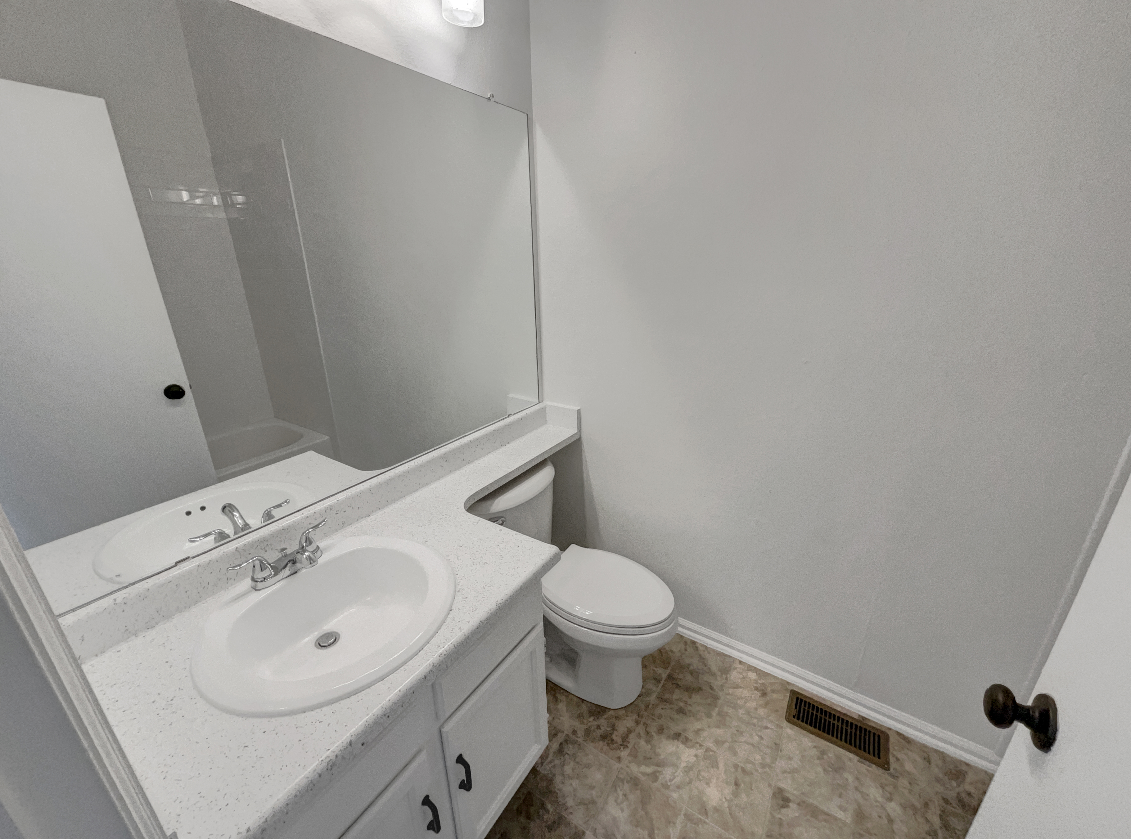 Photo 9 of 20 of 7604 S Steele St, Centennial, CO