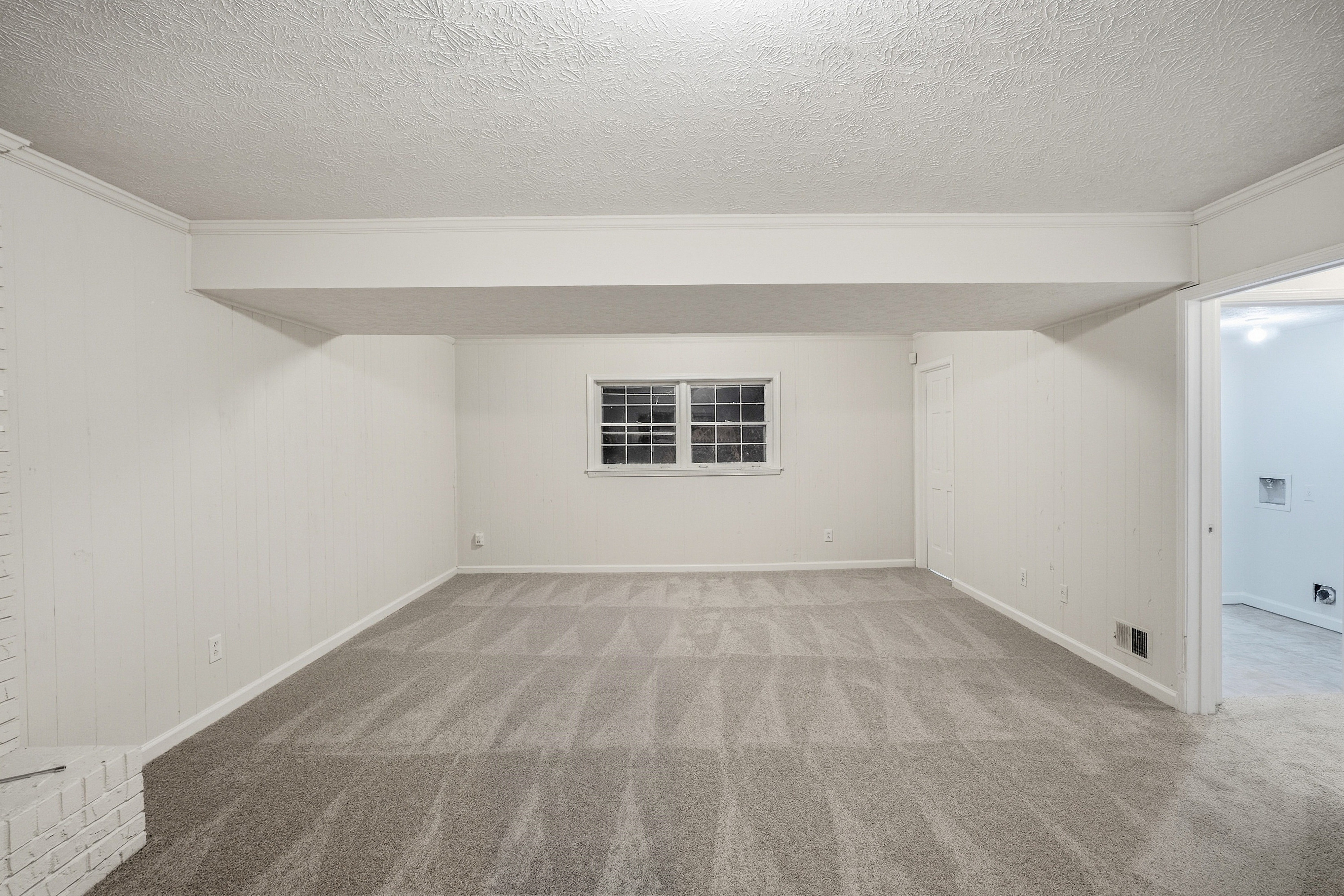 Photo 21 of 27 of 4222 King James Ct, Snellville, GA