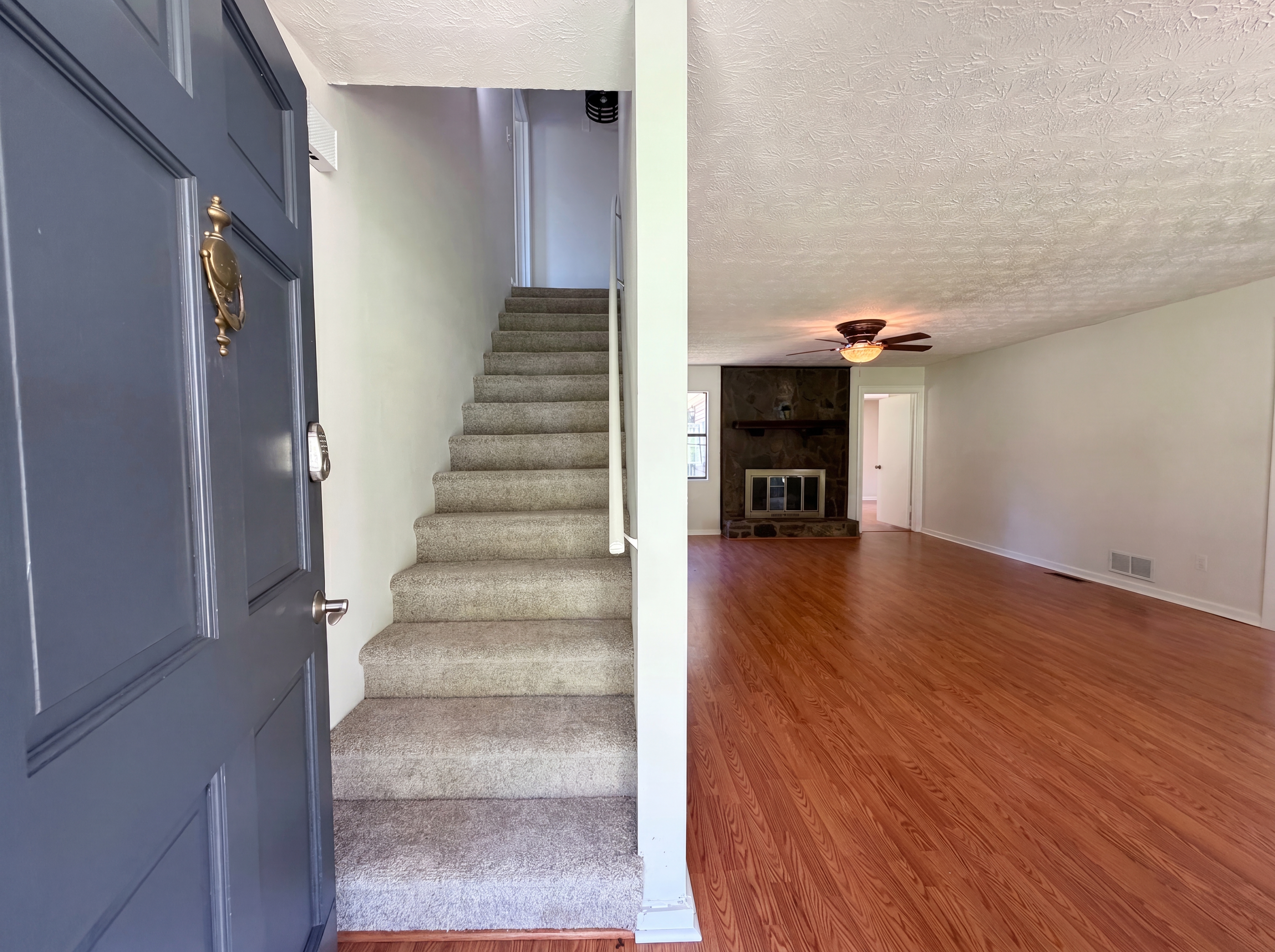Photo 13 of 27 of 104 Belair Ln, Stockbridge, GA