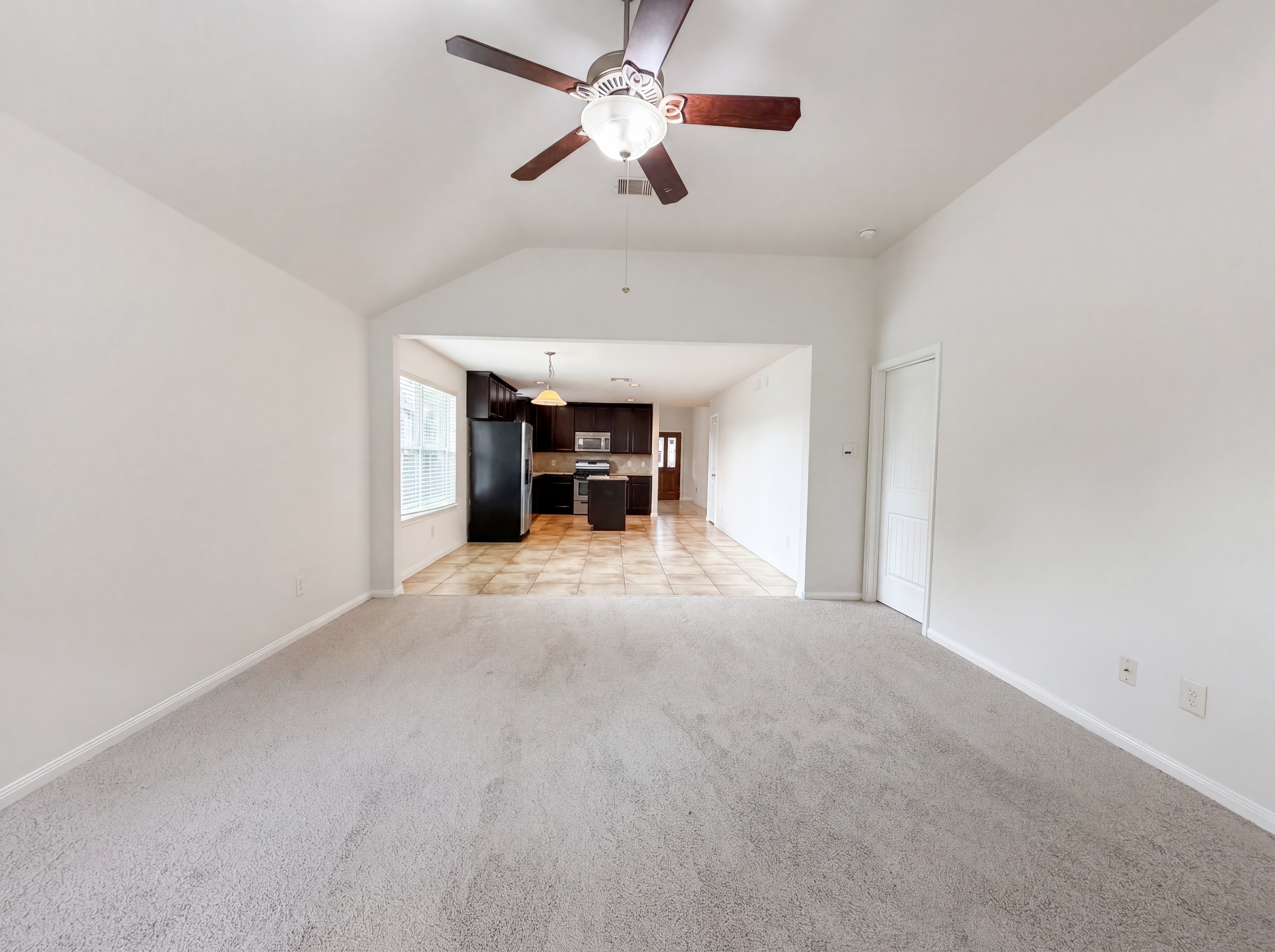 Photo 10 of 21 of 21469 Hunter Hart Dr, Porter, TX