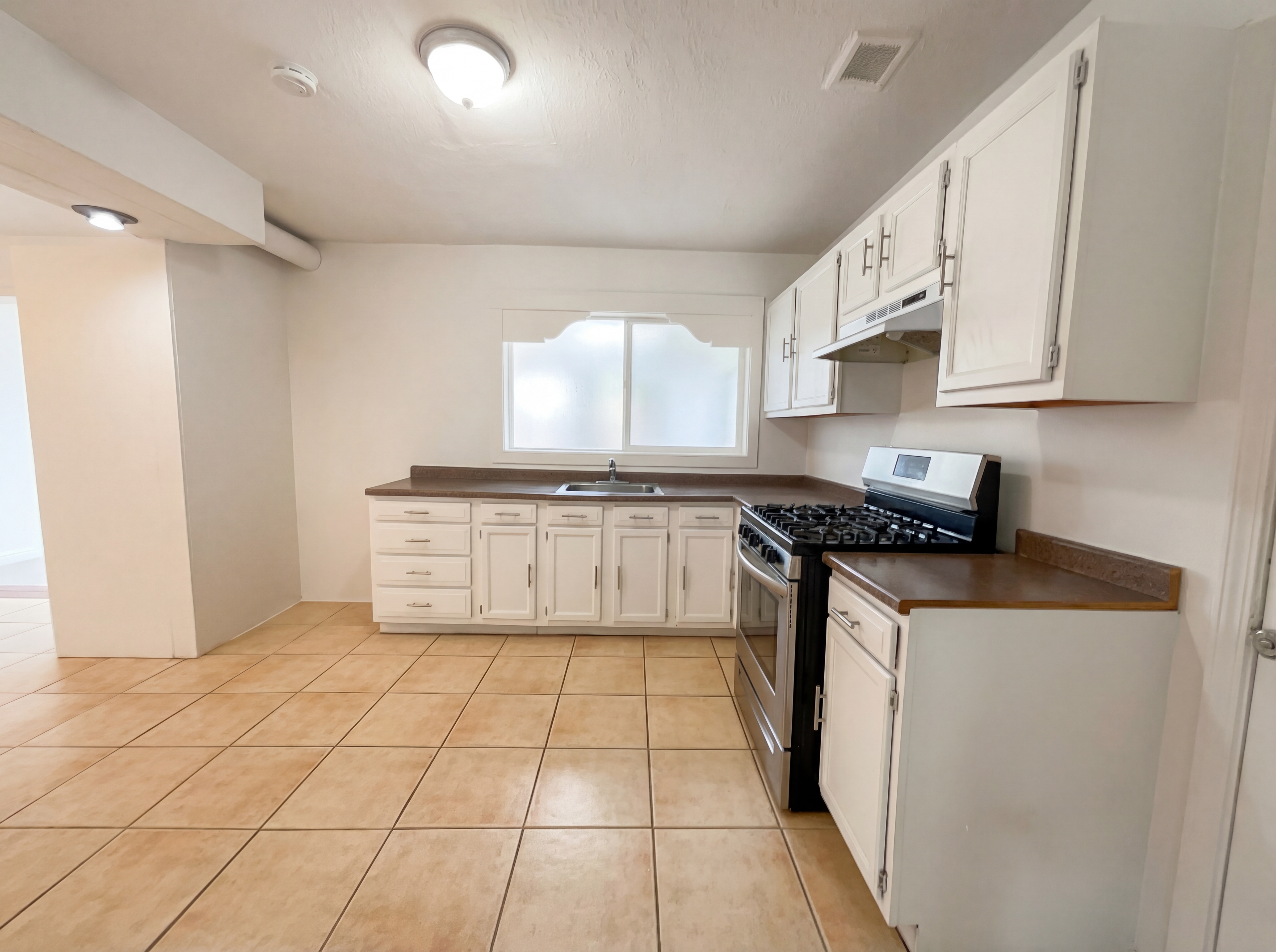 Photo 16 of 18 of 8112 Princess Jeanne Ave NE, Albuquerque, NM