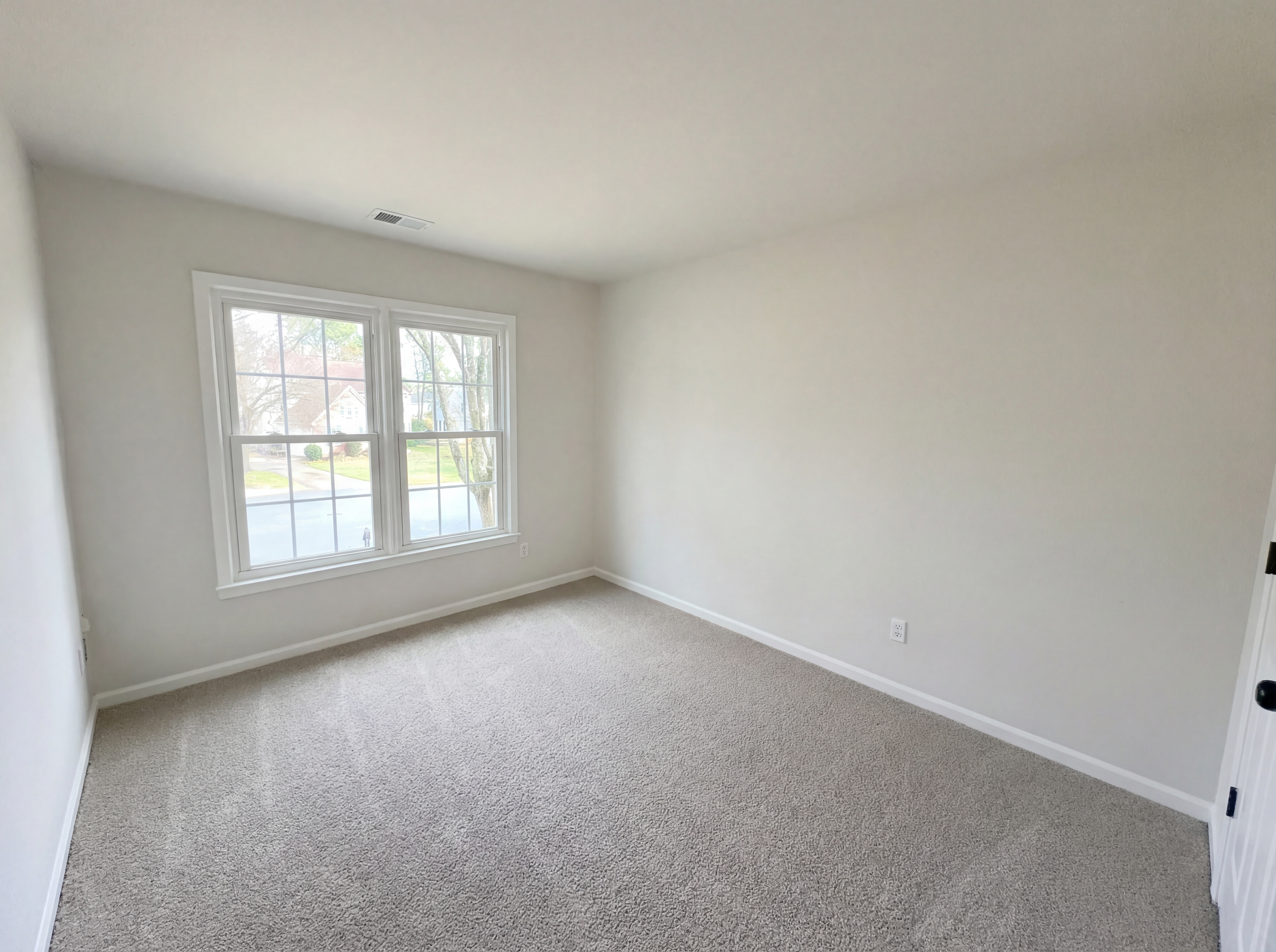 Photo 13 of 21 of 8141 Long Nook Ln, Charlotte, NC
