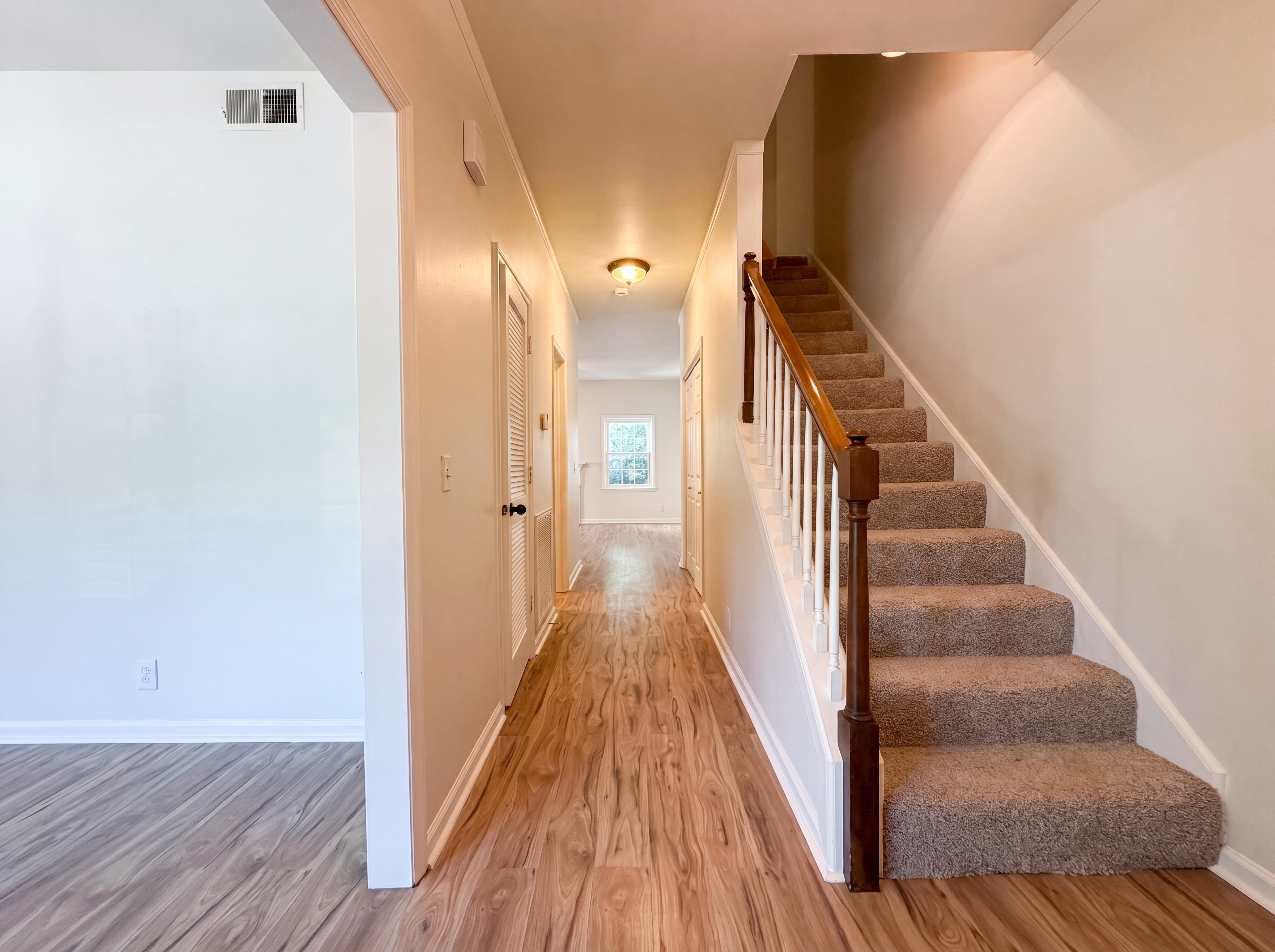 Photo 13 of 18 of 1109 Mary Evelyn Ct, Nashville, TN