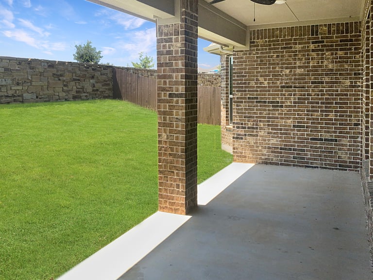 Photo 25 of 25 - 2645 Enza Dr, Round Rock, TX 78665