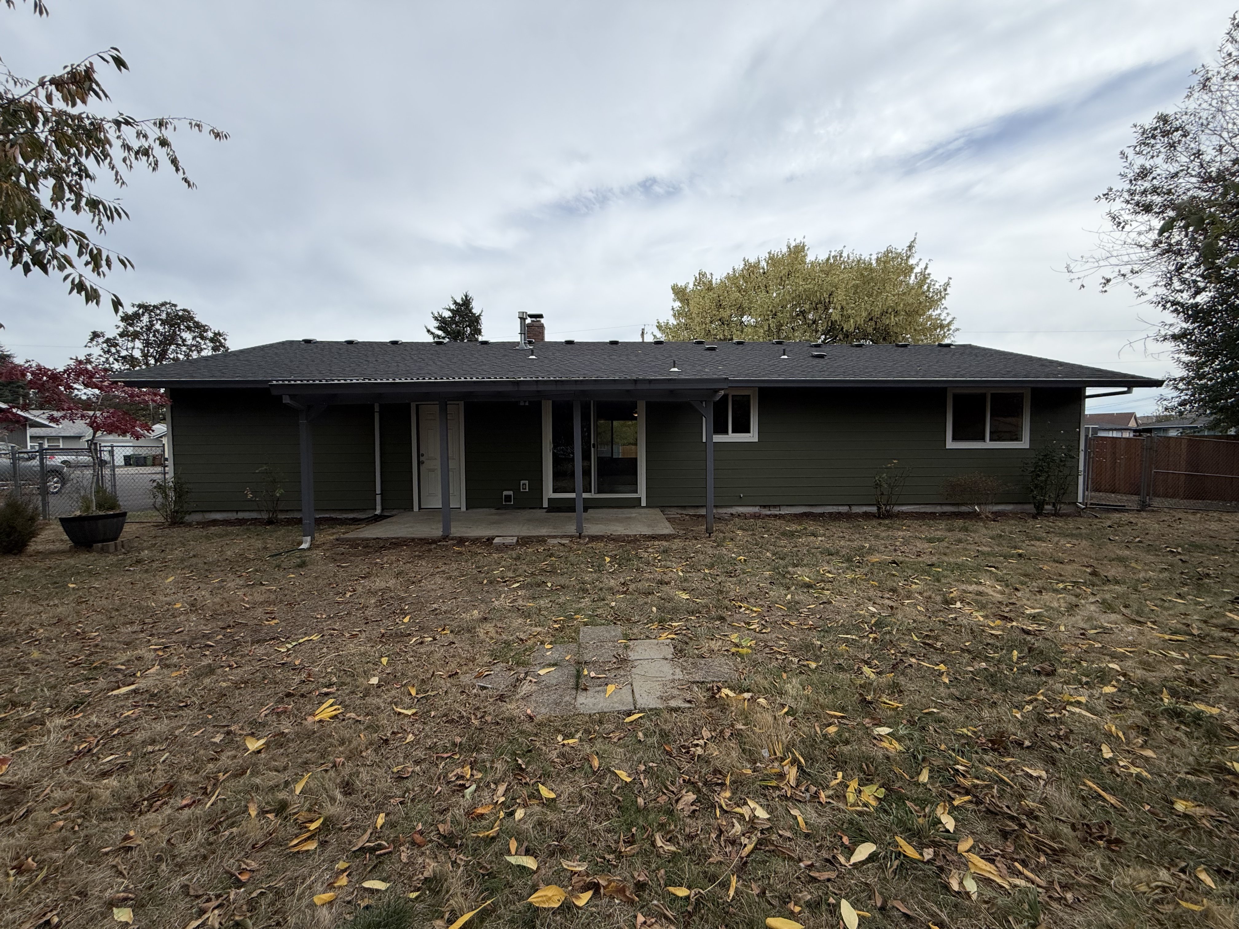 Photo 5 of 17 of 555 Matzen St, Saint Helens, OR
