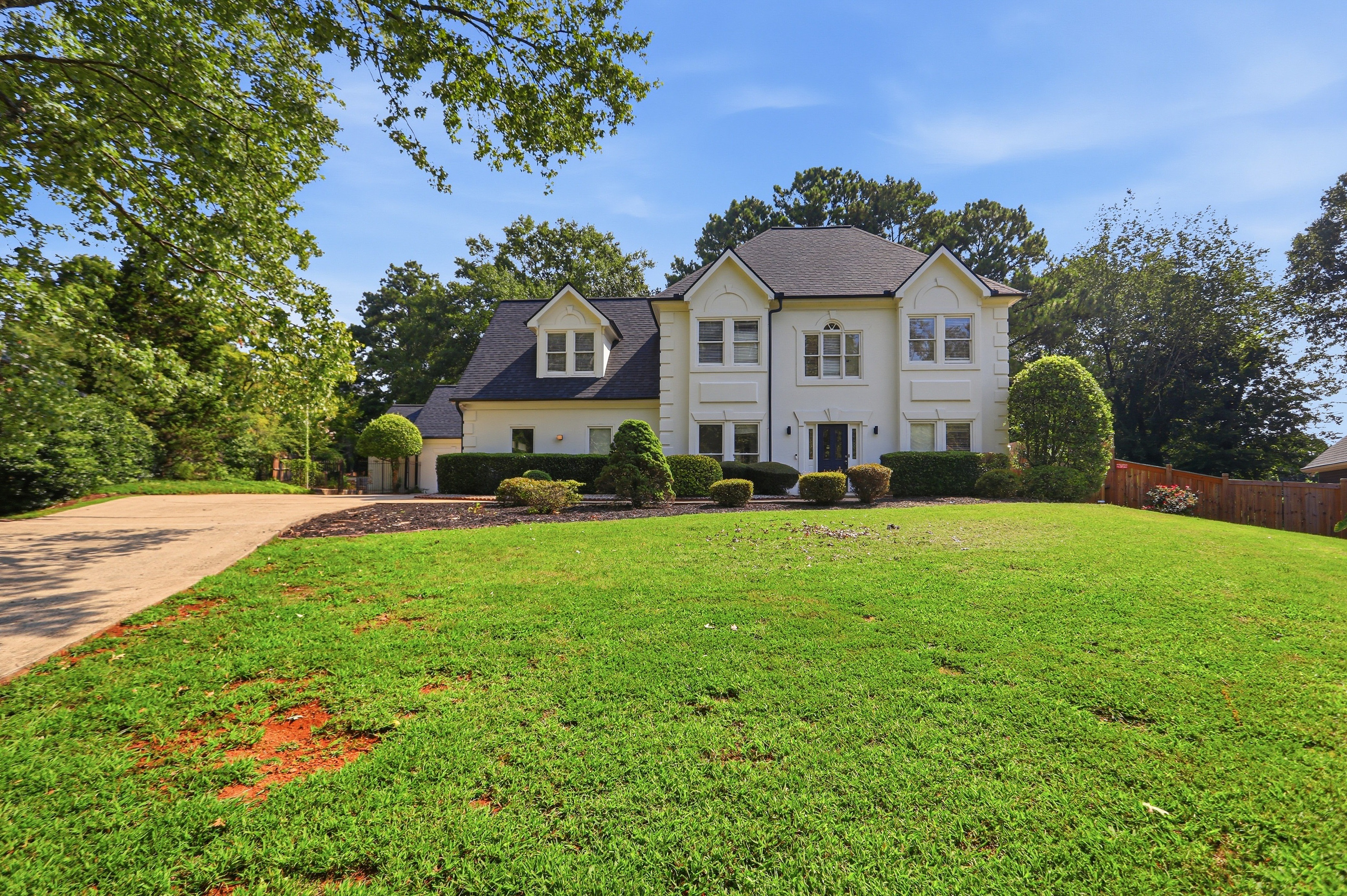 Photo 45 of 54 of 945 Brandon Ridge Dr, Roswell, GA