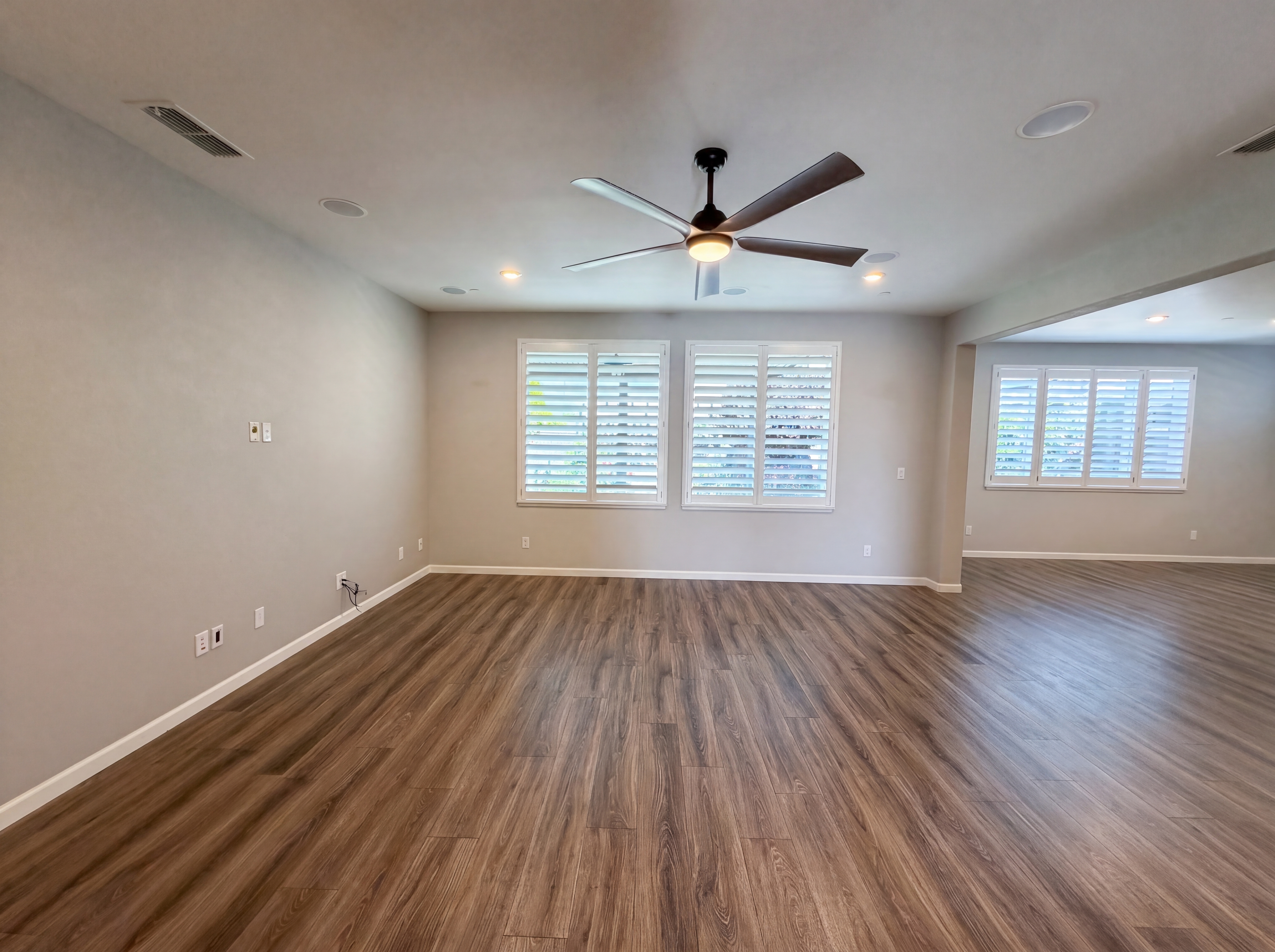 Photo 9 of 23 of 3935 Deergrass Cir, Rocklin, CA