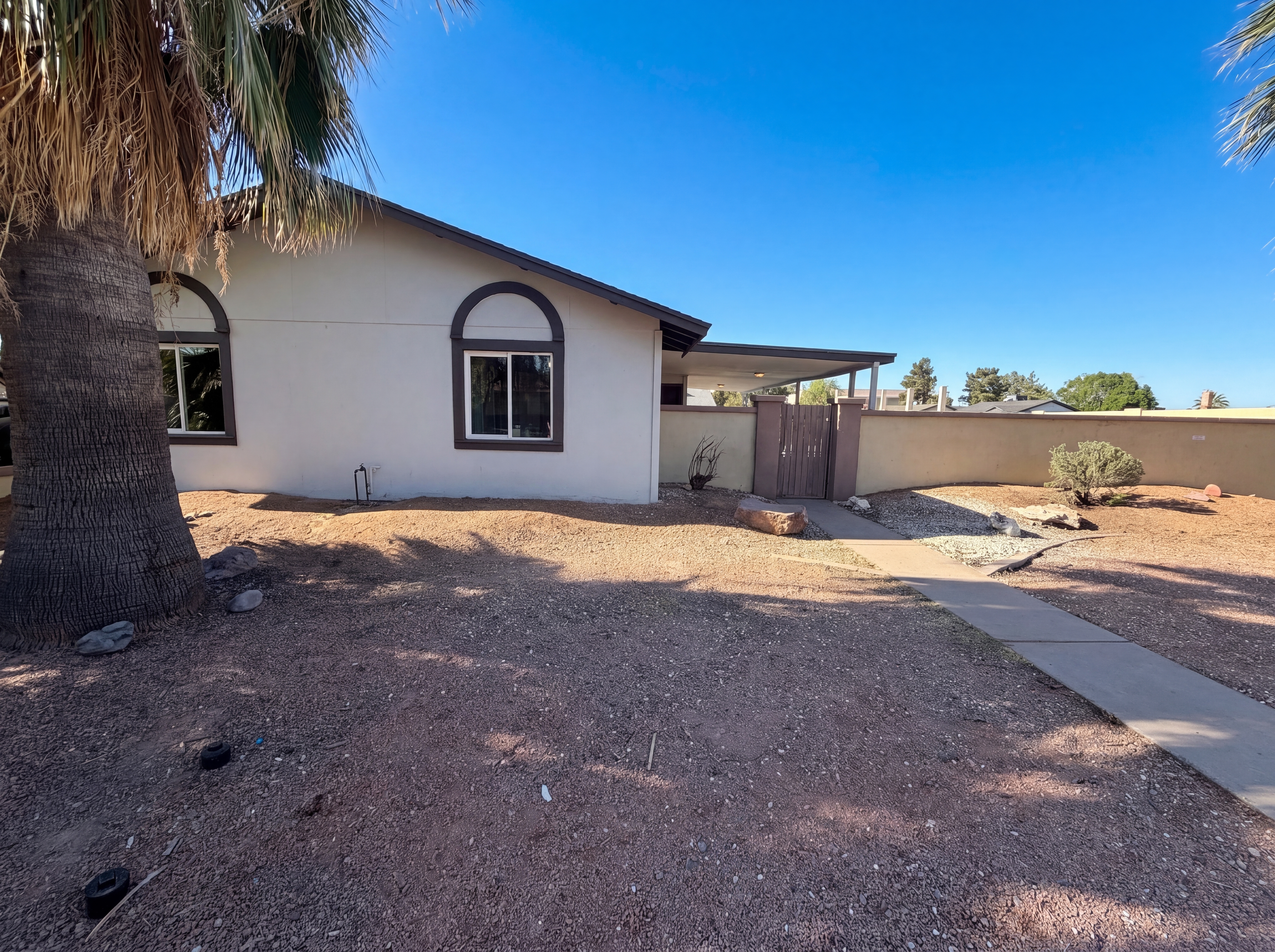 Photo 16 of 22 of 3265 W Mauna Loa Ln, Phoenix, AZ