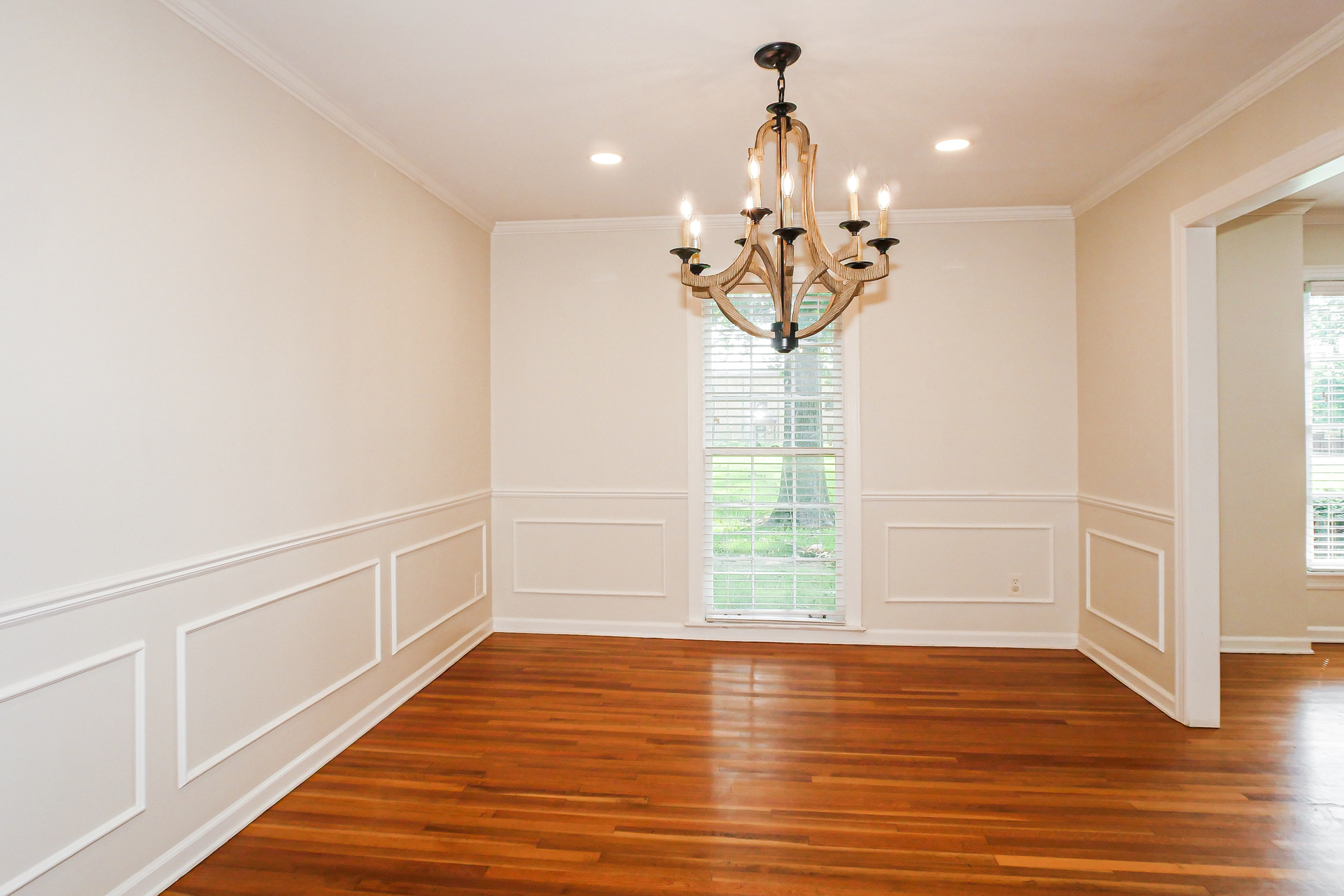 Photo 7 of 22 of 2415 Kirby Rd, Memphis, TN