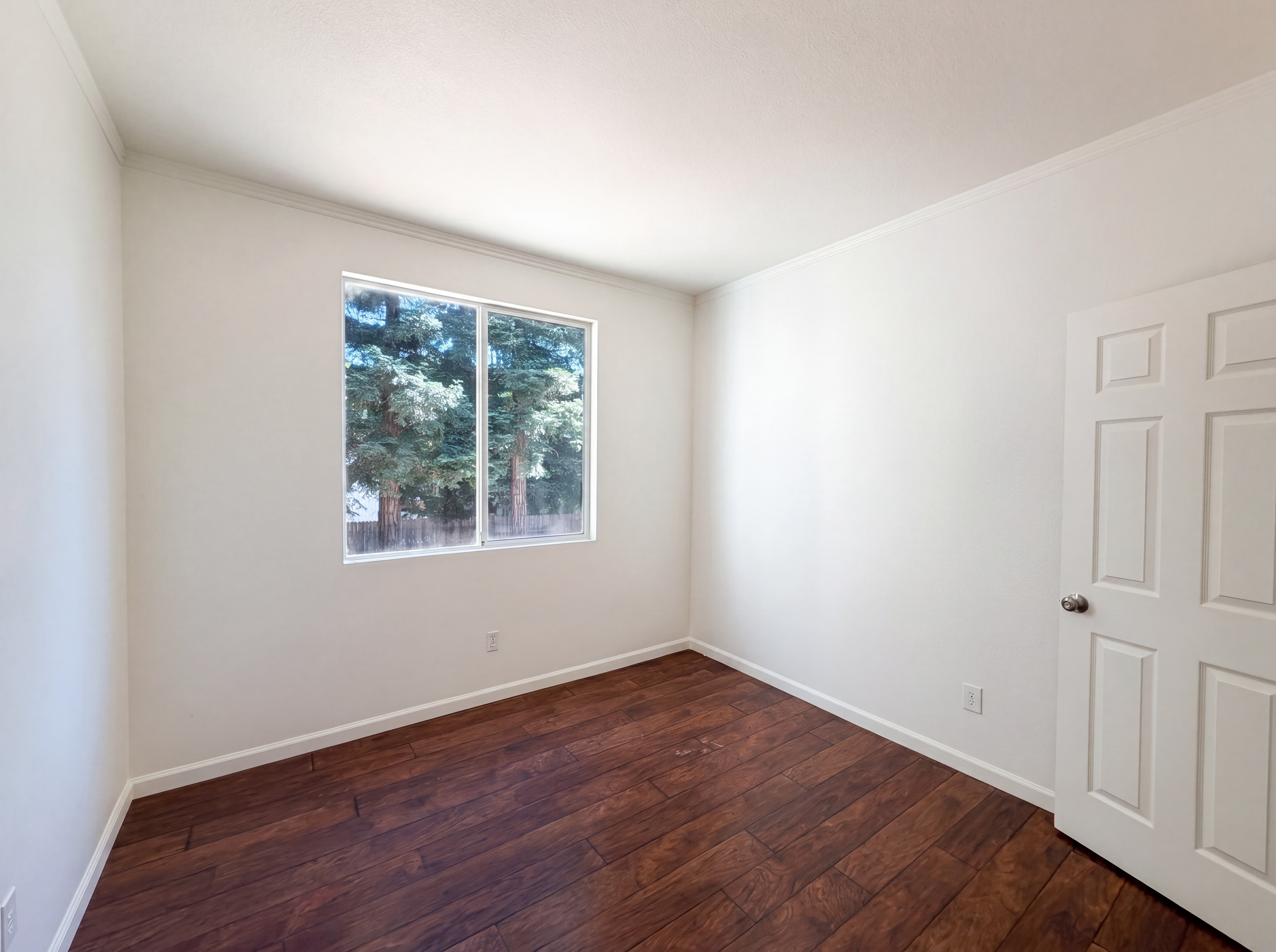Photo 9 of 30 of 2805 Aquamarine Cir, Rescue, CA