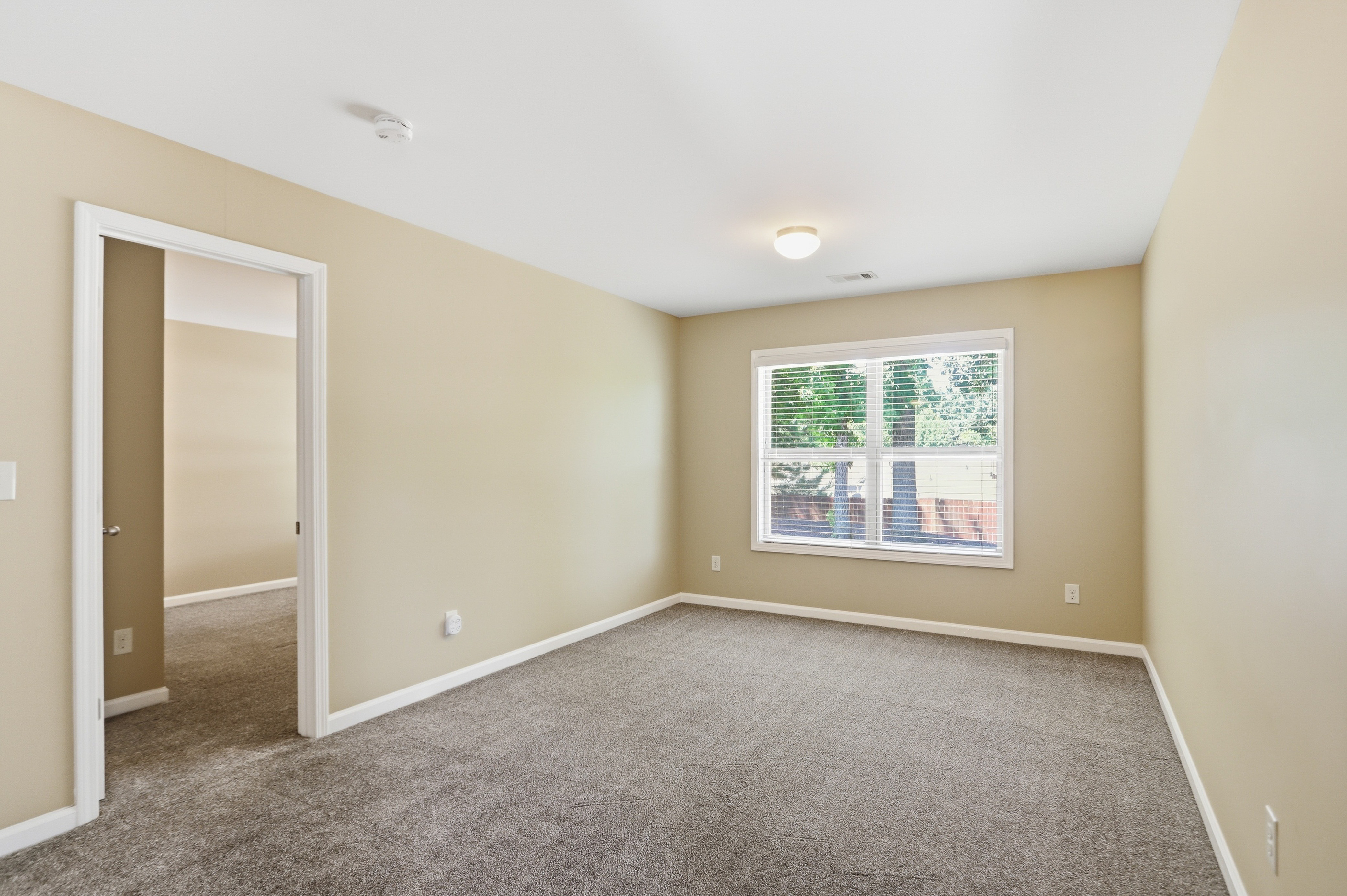 Photo 20 of 44 of 206 Providence Walk Ct, Canton, GA