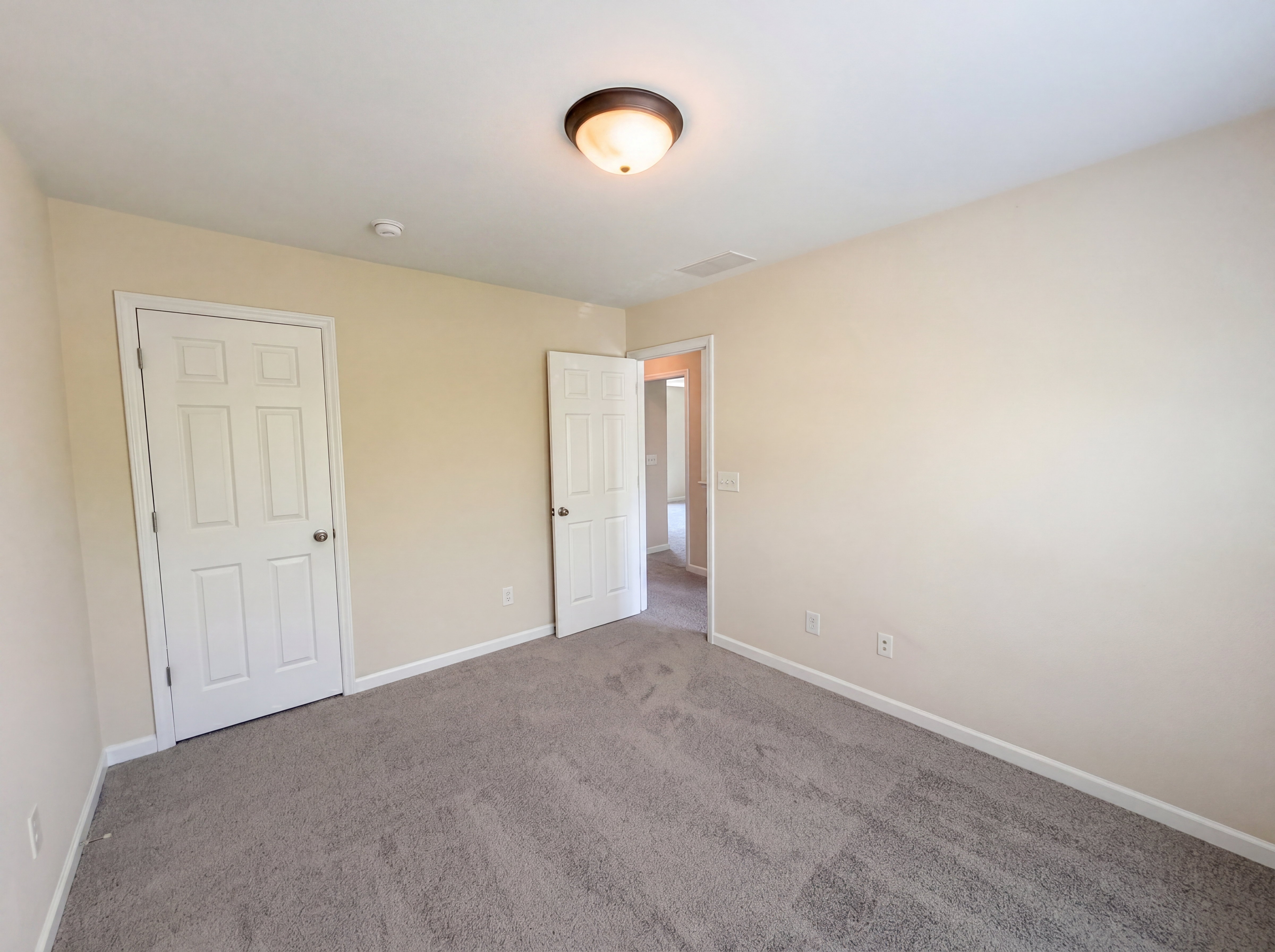 Photo 10 of 17 of 1305 Silver Dr, Mebane, NC