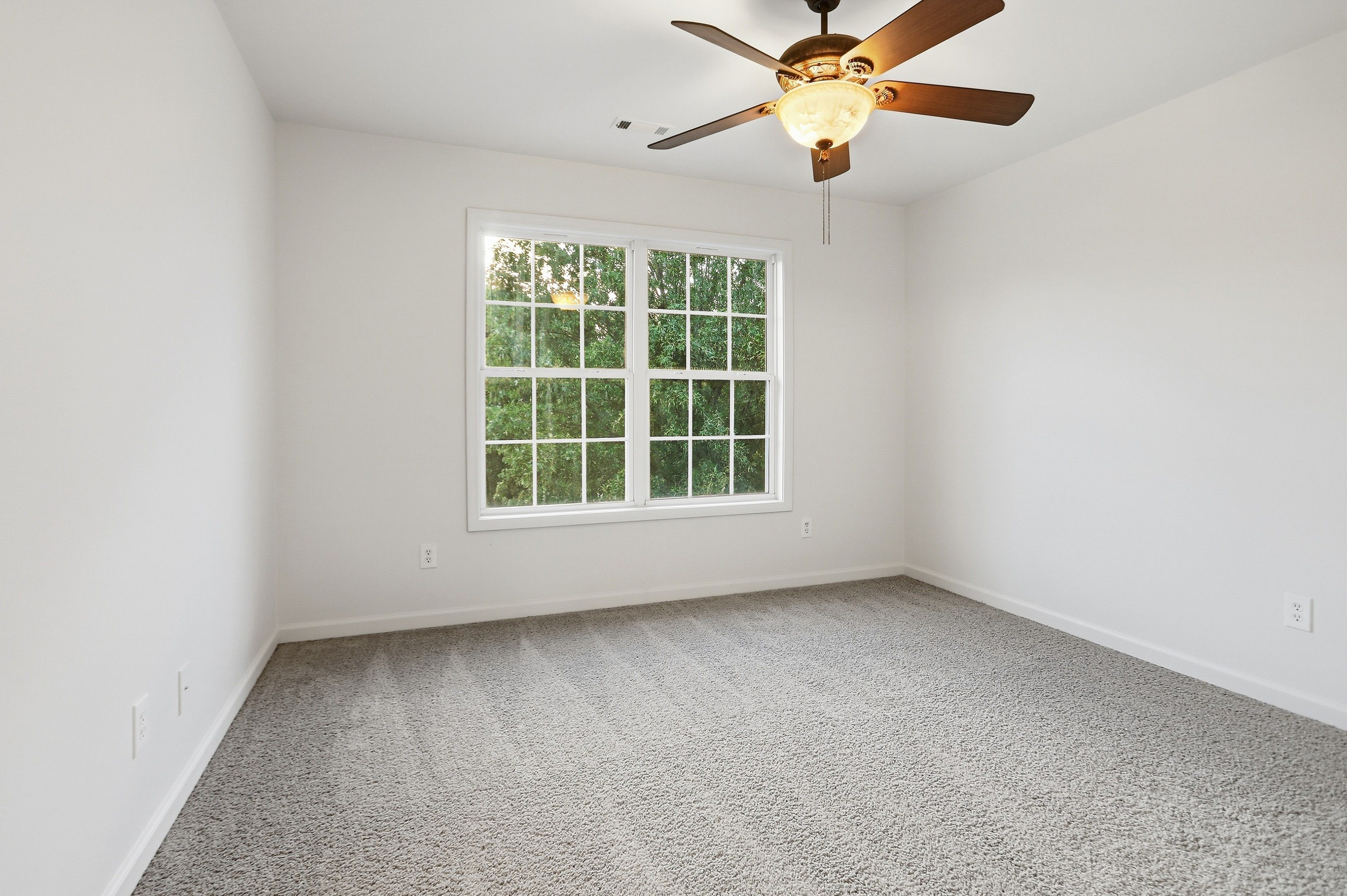 Photo 18 of 40 of 318 Hamilton Dr, Conyers, GA