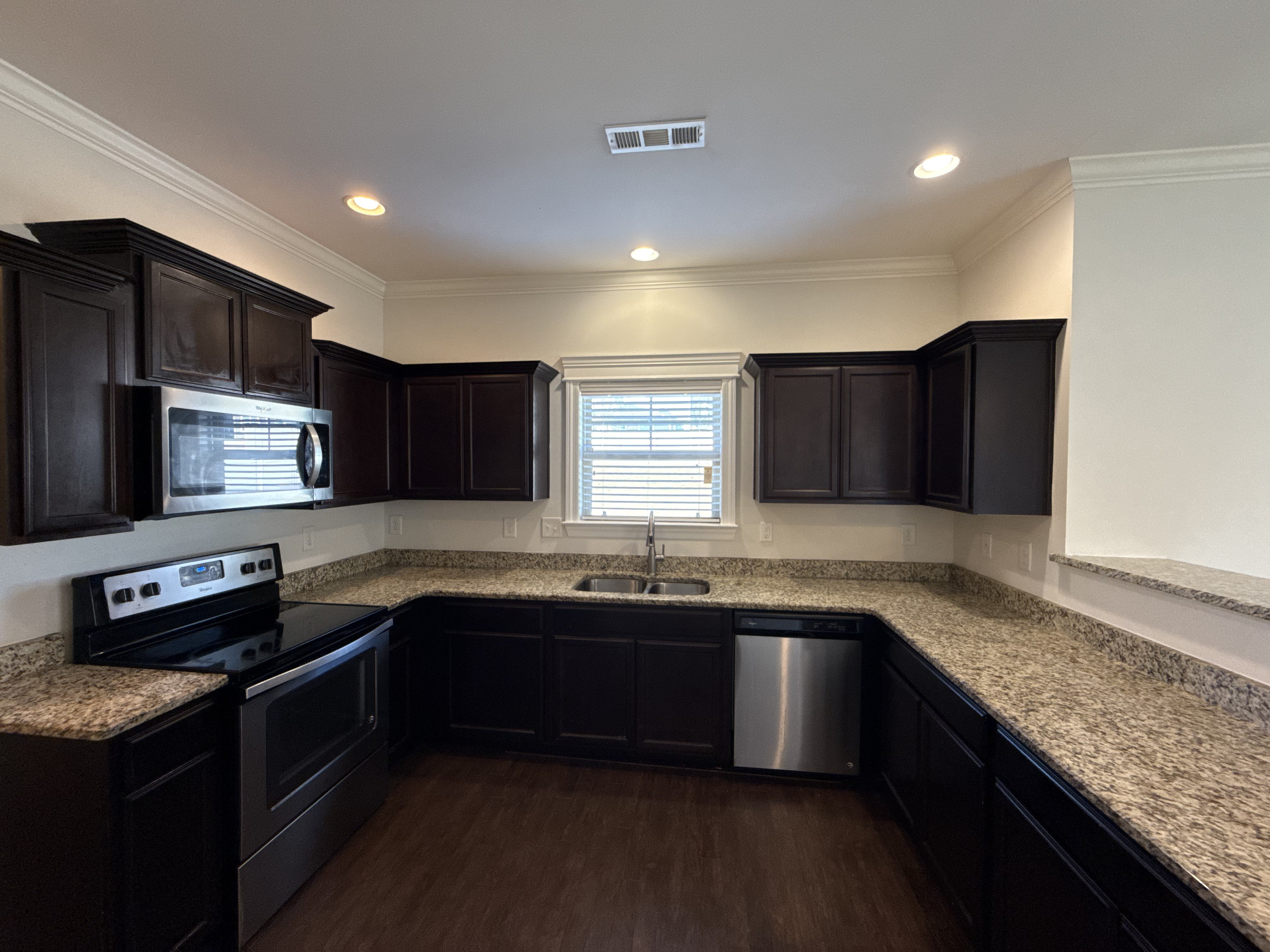 Photo 6 of 31 of 576 Green Ln, Whites Creek, TN