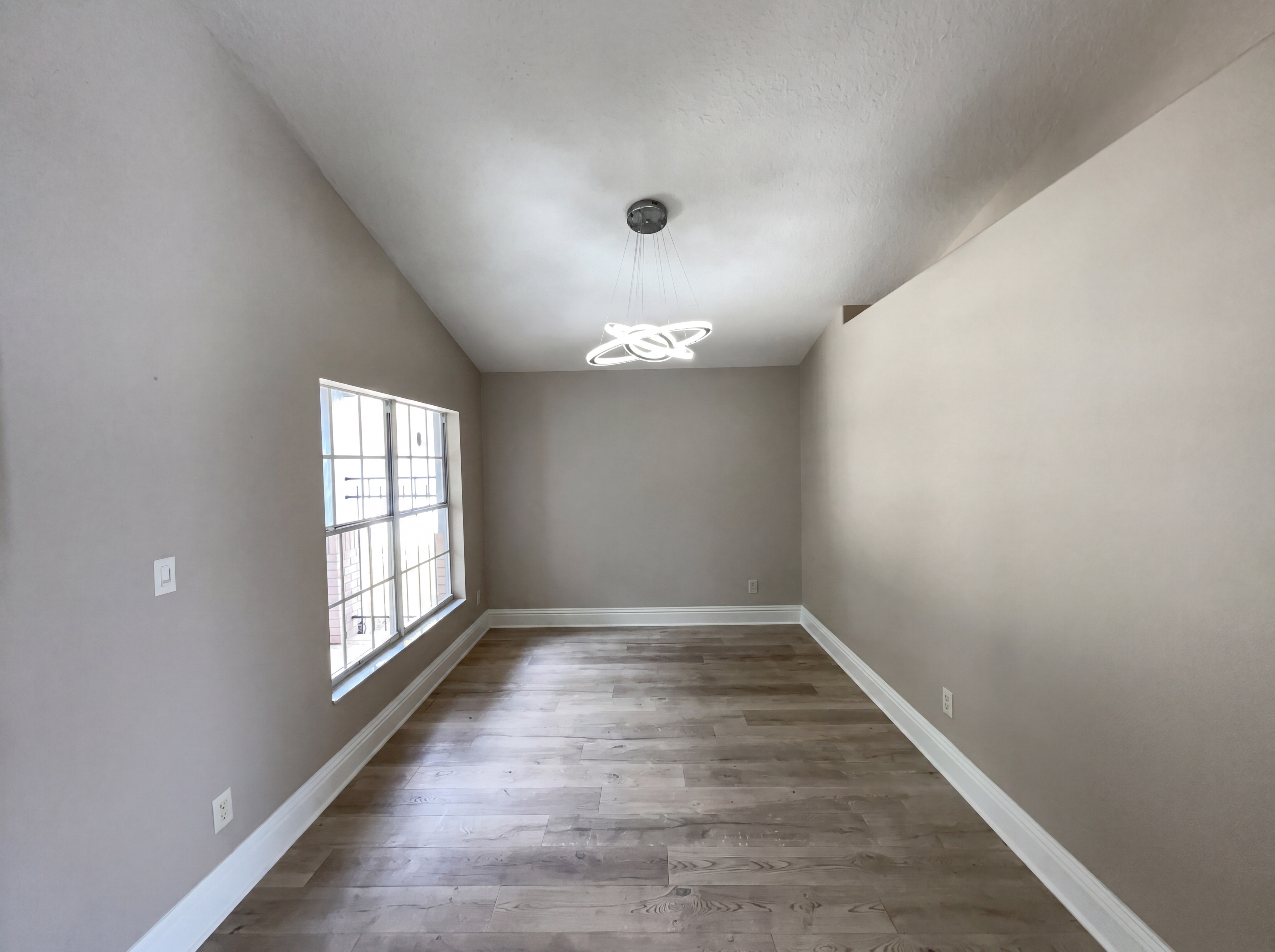 Photo 7 of 34 of 3028 Samosa Hill Cir, Clermont, FL