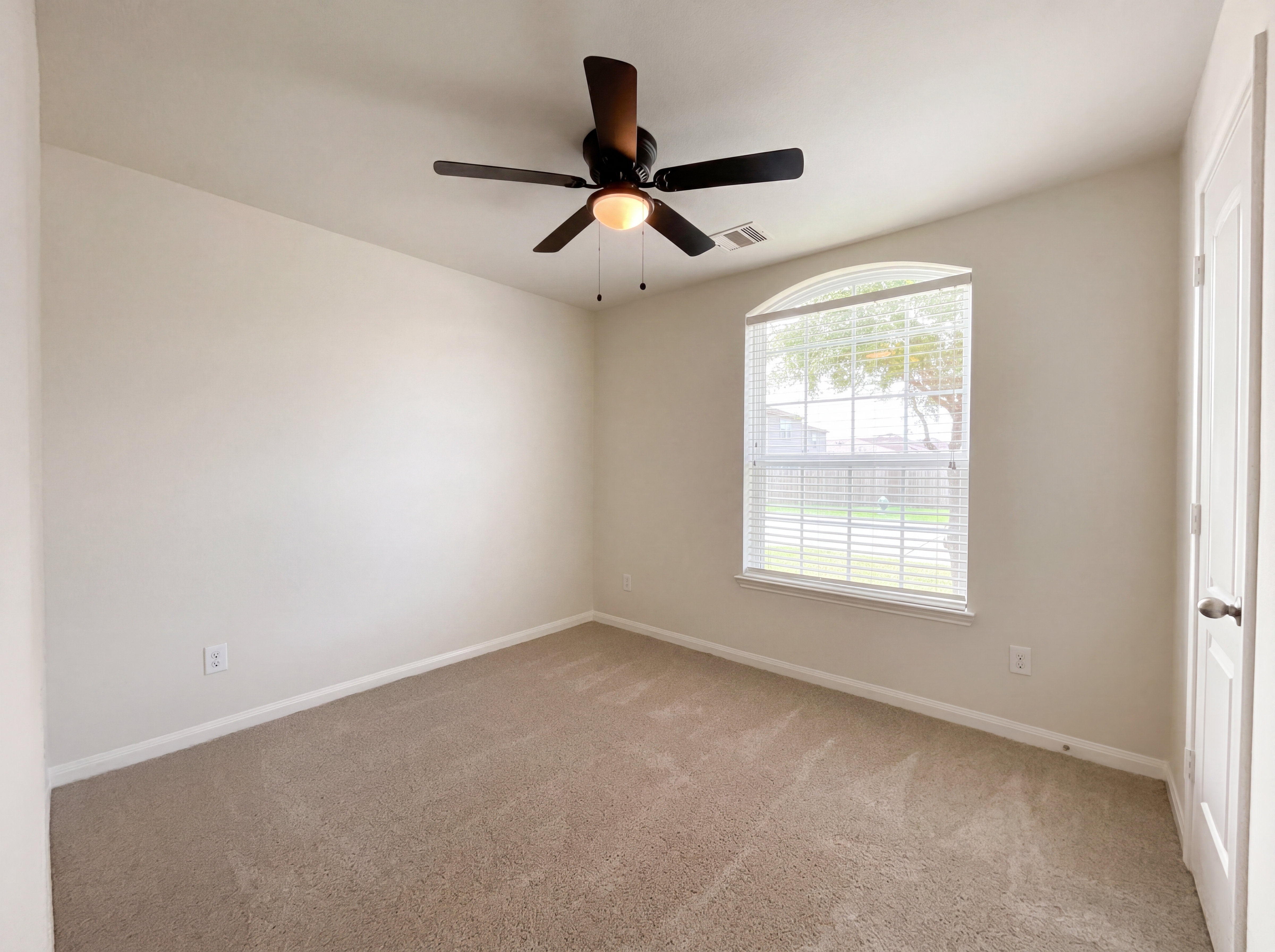 Photo 9 of 16 of 8735 Hazel Rose Sky Dr, Humble, TX