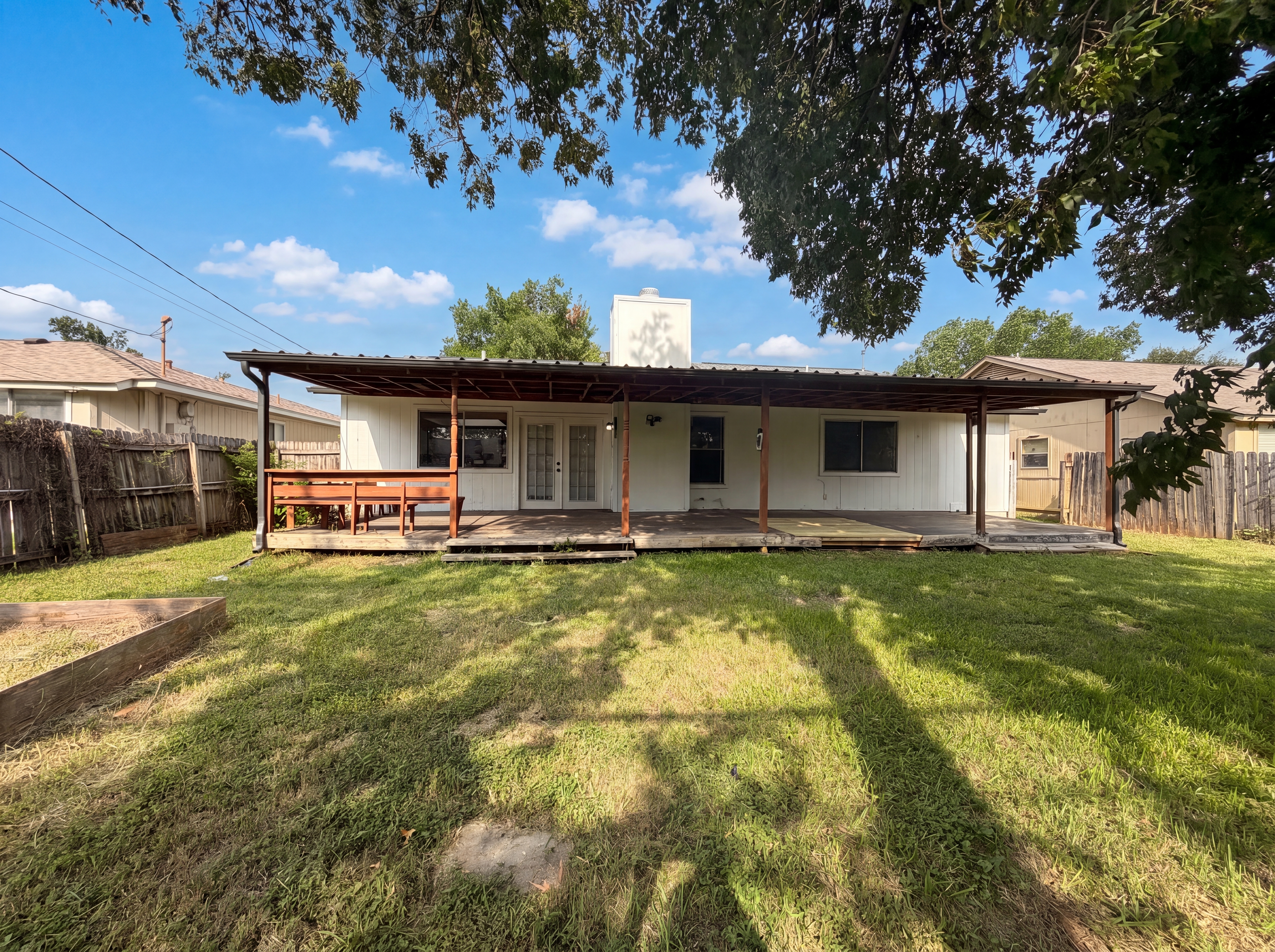 Photo 5 of 16 of 1803 Frontier Trl, Round Rock, TX