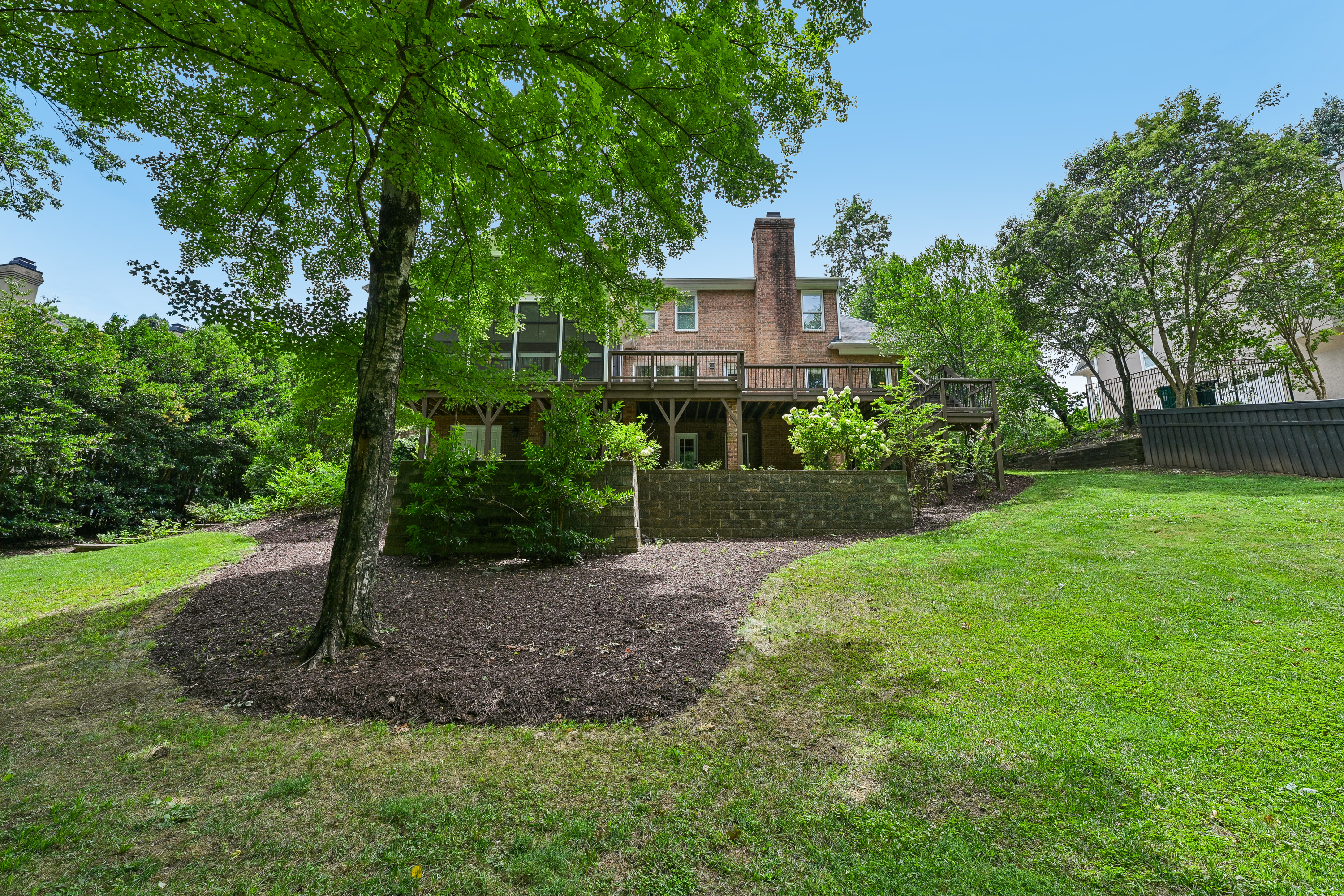 Photo 6 of 53 of 5609 Camilla Dr, Charlotte, NC