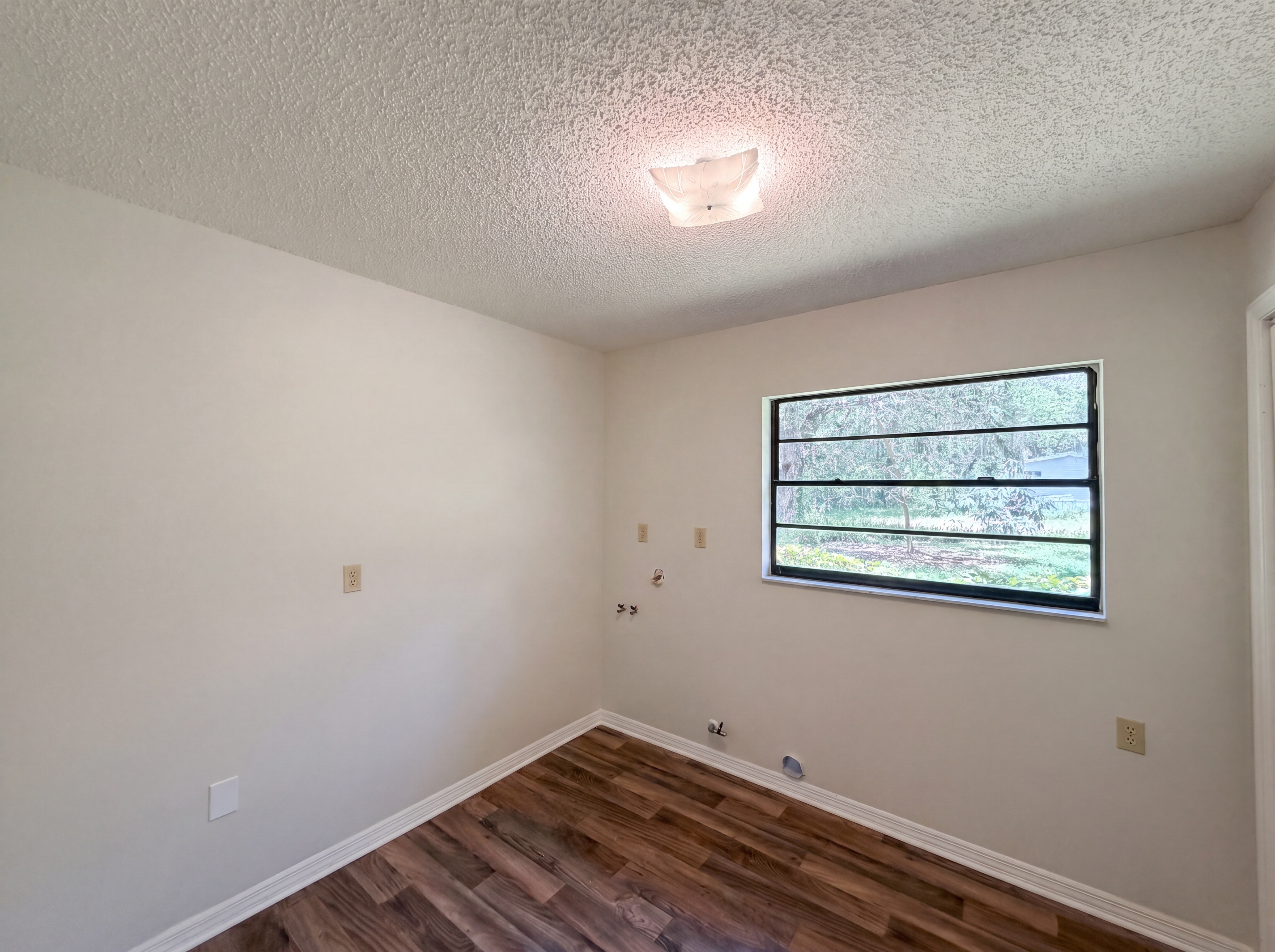 Photo 16 of 18 of 2505 Velma Ter, Leesburg, FL