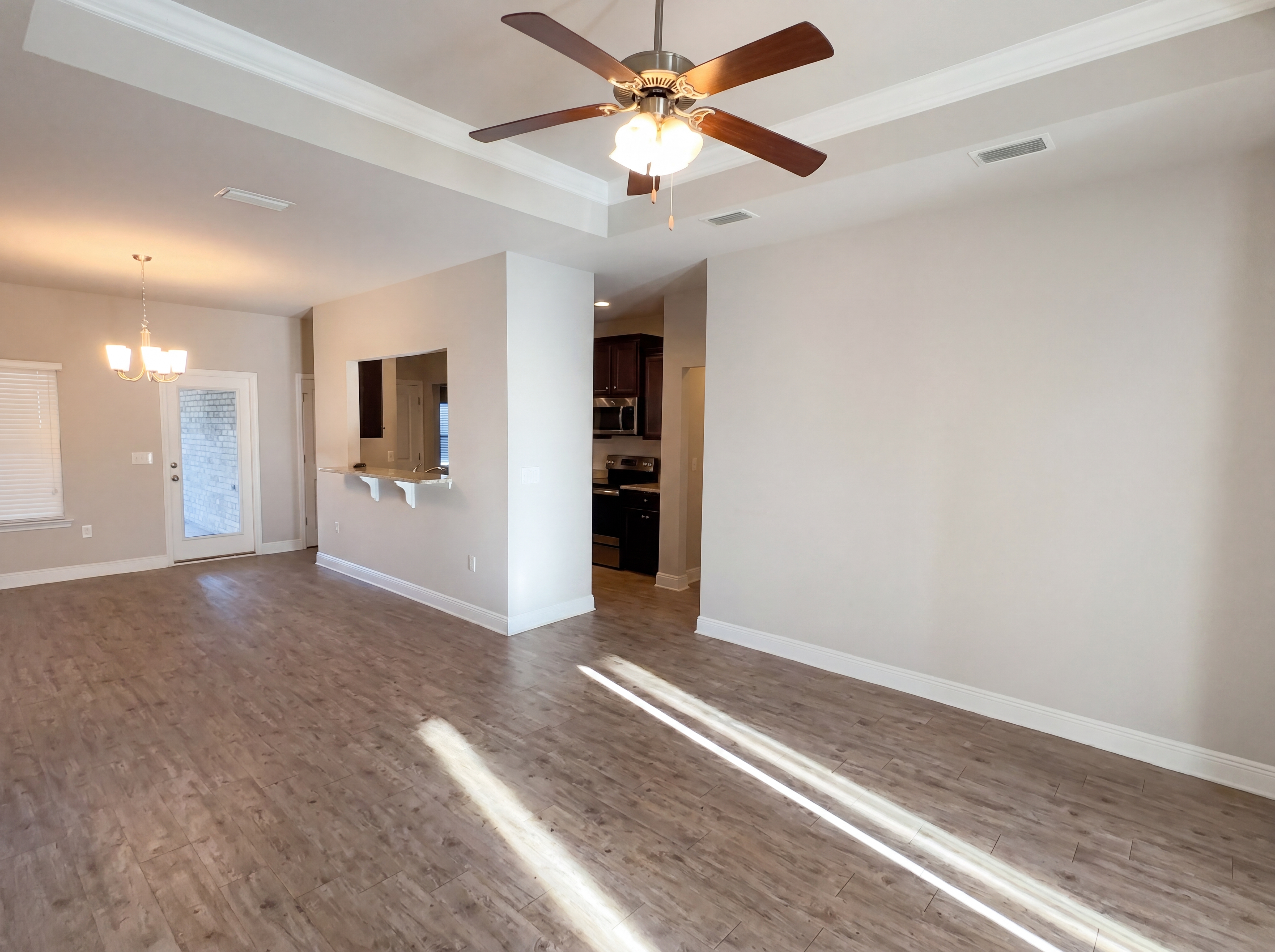 Photo 7 of 18 of 1740 Covington Ln, Foley, AL