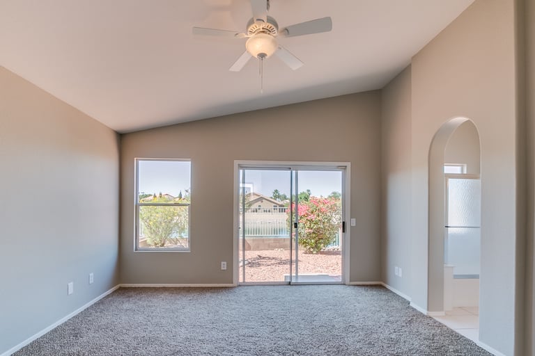 Photo 4 of 24 - 7760 W Julie Dr, Glendale, AZ 85308