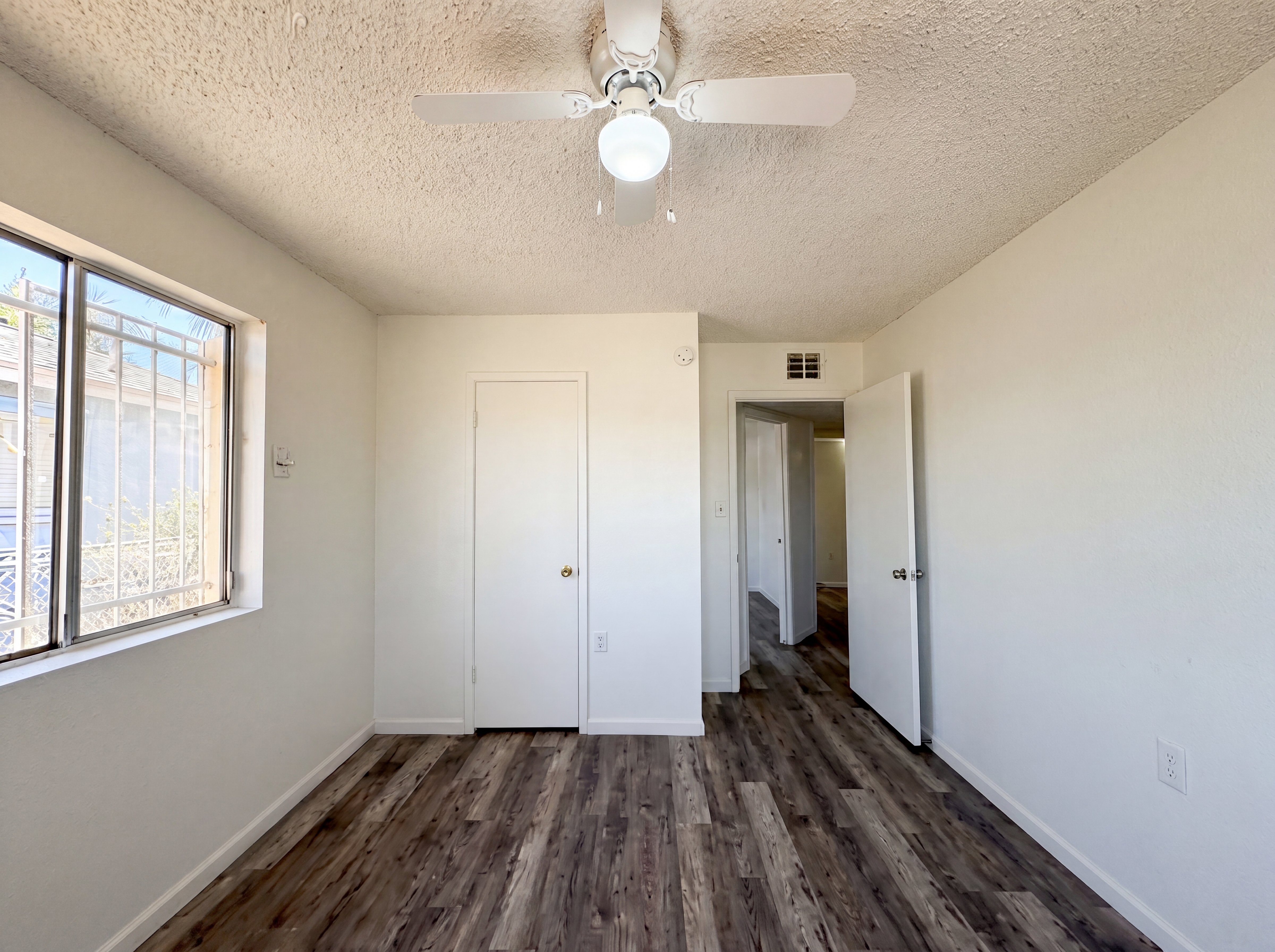 Photo 13 of 17 of 4451 S 20th St, Phoenix, AZ