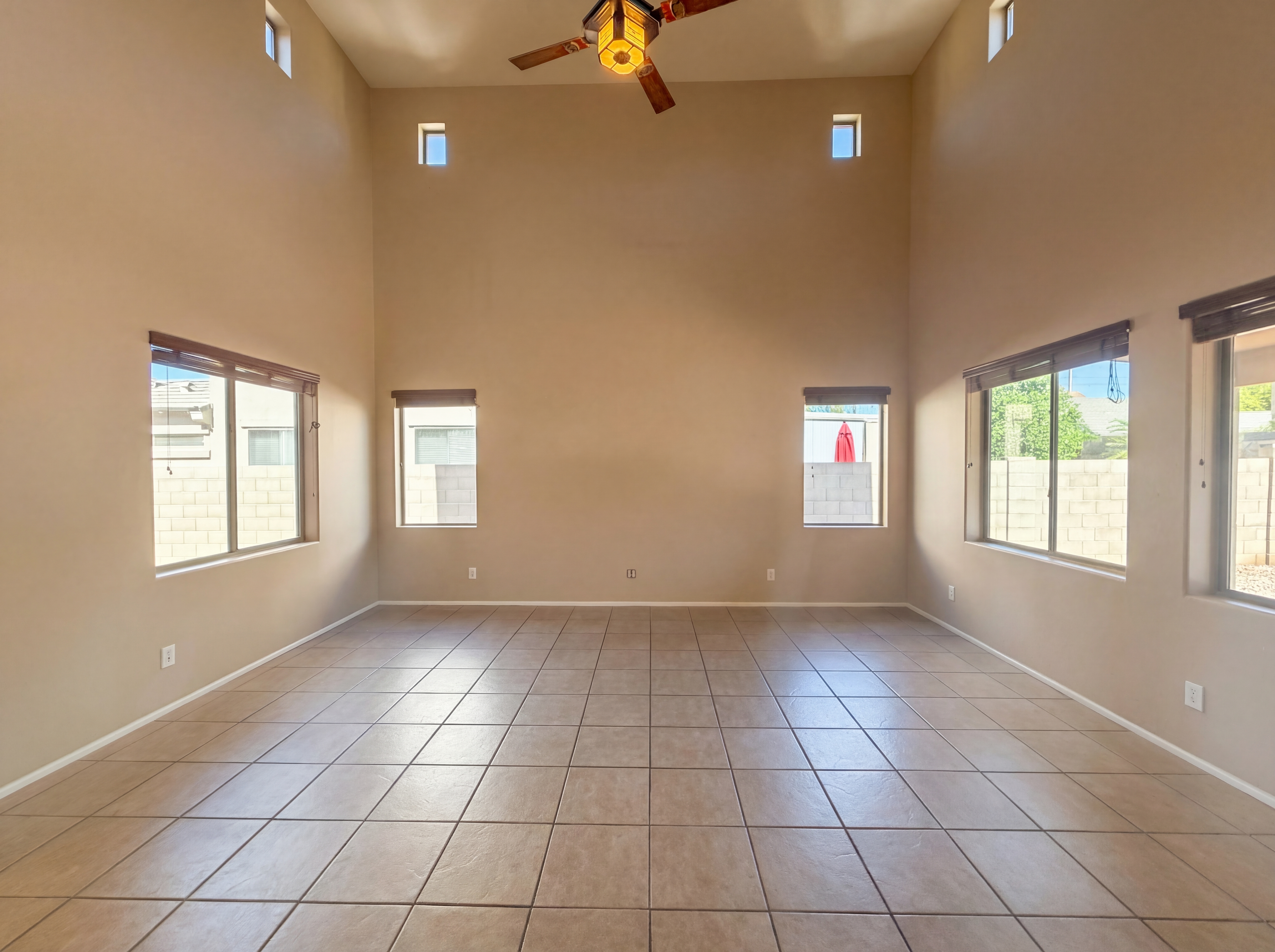 Photo 13 of 39 of 2634 E Ridge Creek Rd, Phoenix, AZ