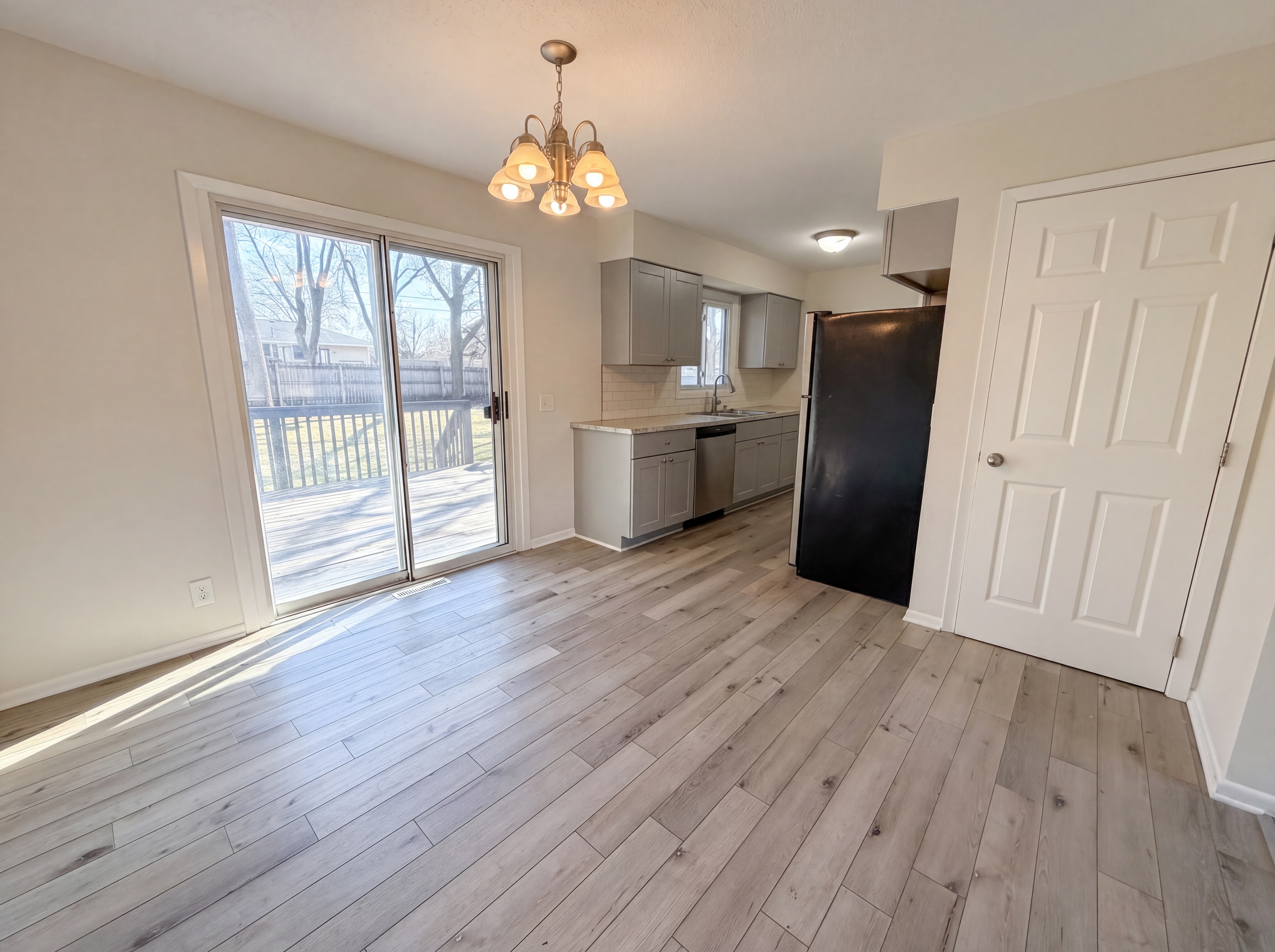 Photo 7 of 32 of 354 111th Ave NW, Coon Rapids, MN