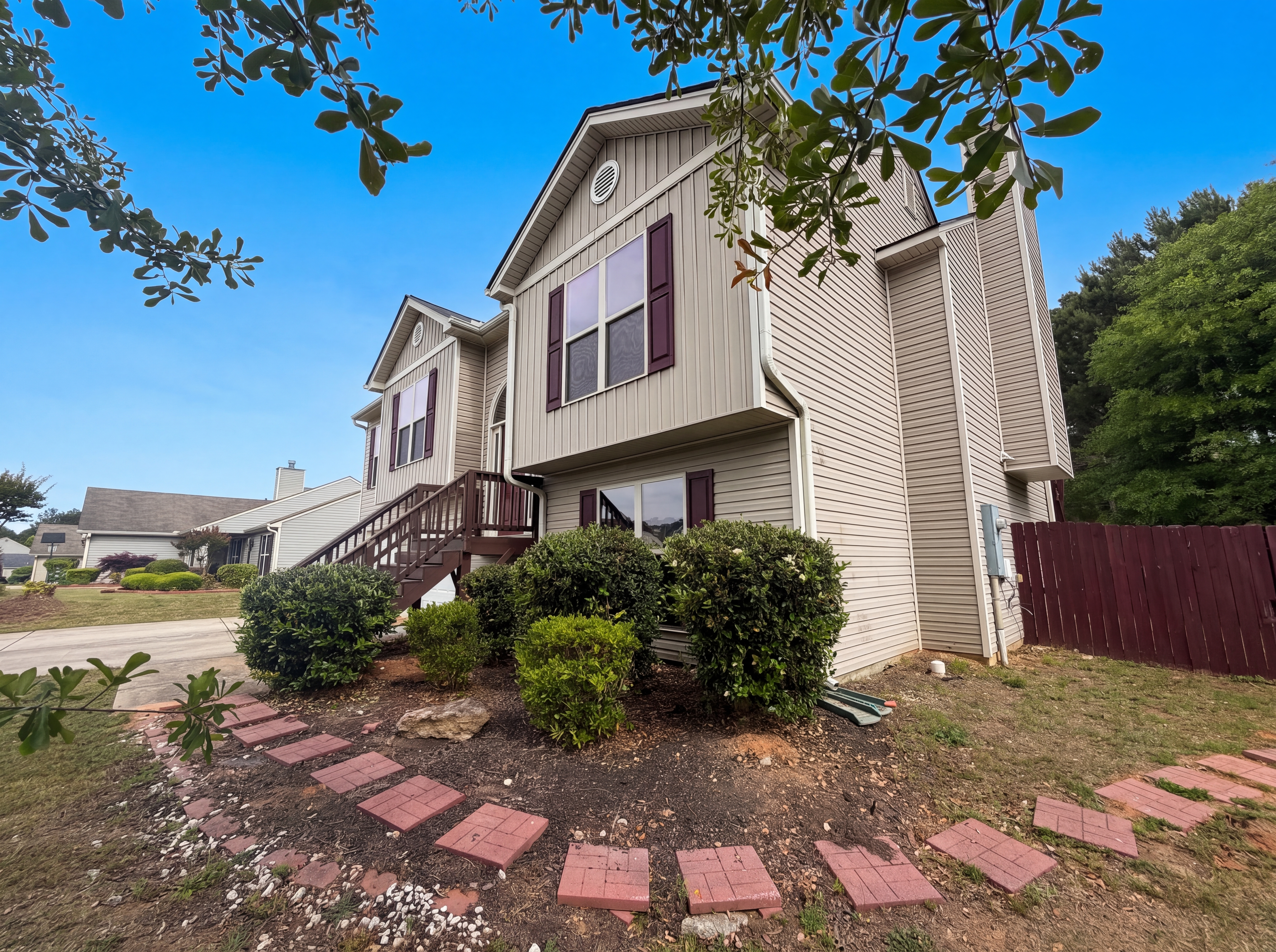 Photo 26 of 28 of 2721 Berkshire Dr, Winder, GA