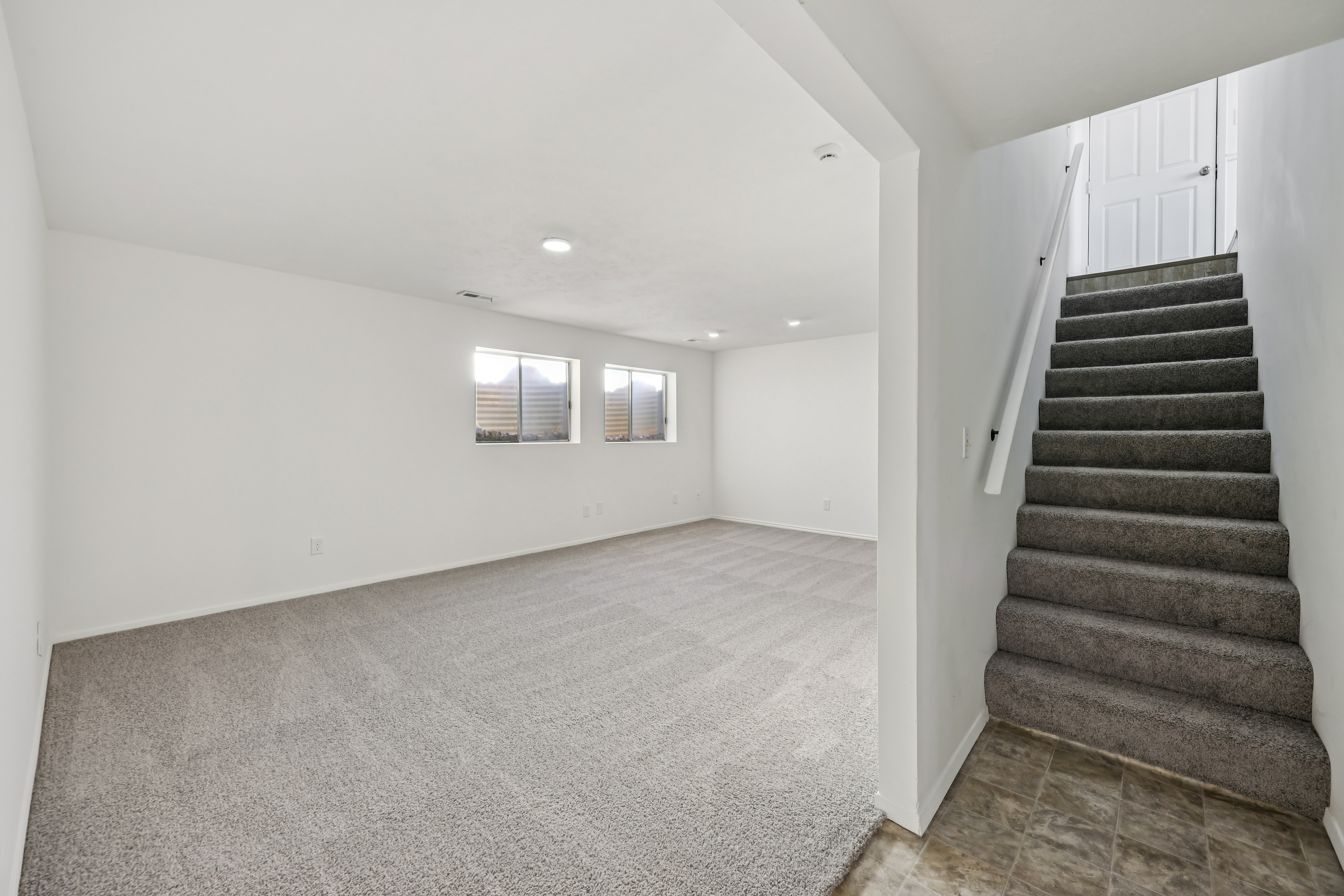 Photo 25 of 40 of 3020 W Rosa Vista Dr, Taylorsville, UT