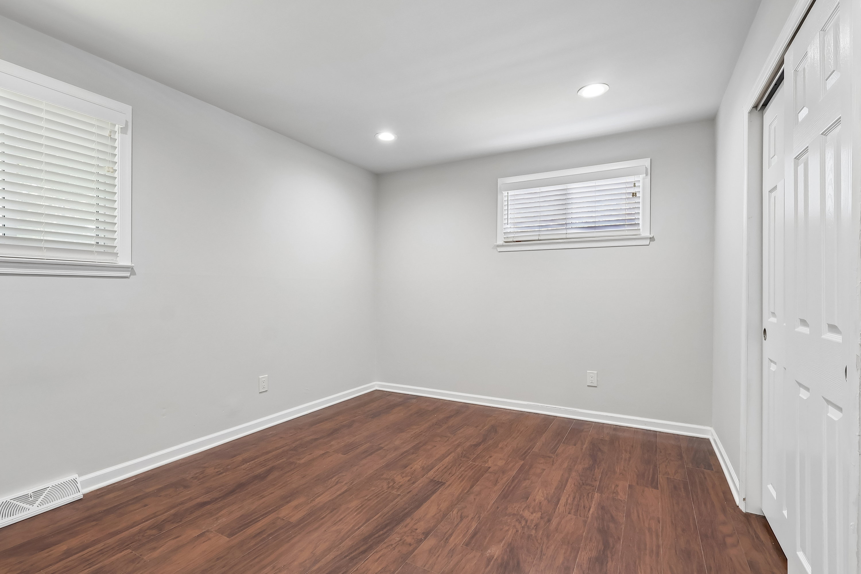 Photo 4 of 41 of 22 Yale Rd, Atco, NJ