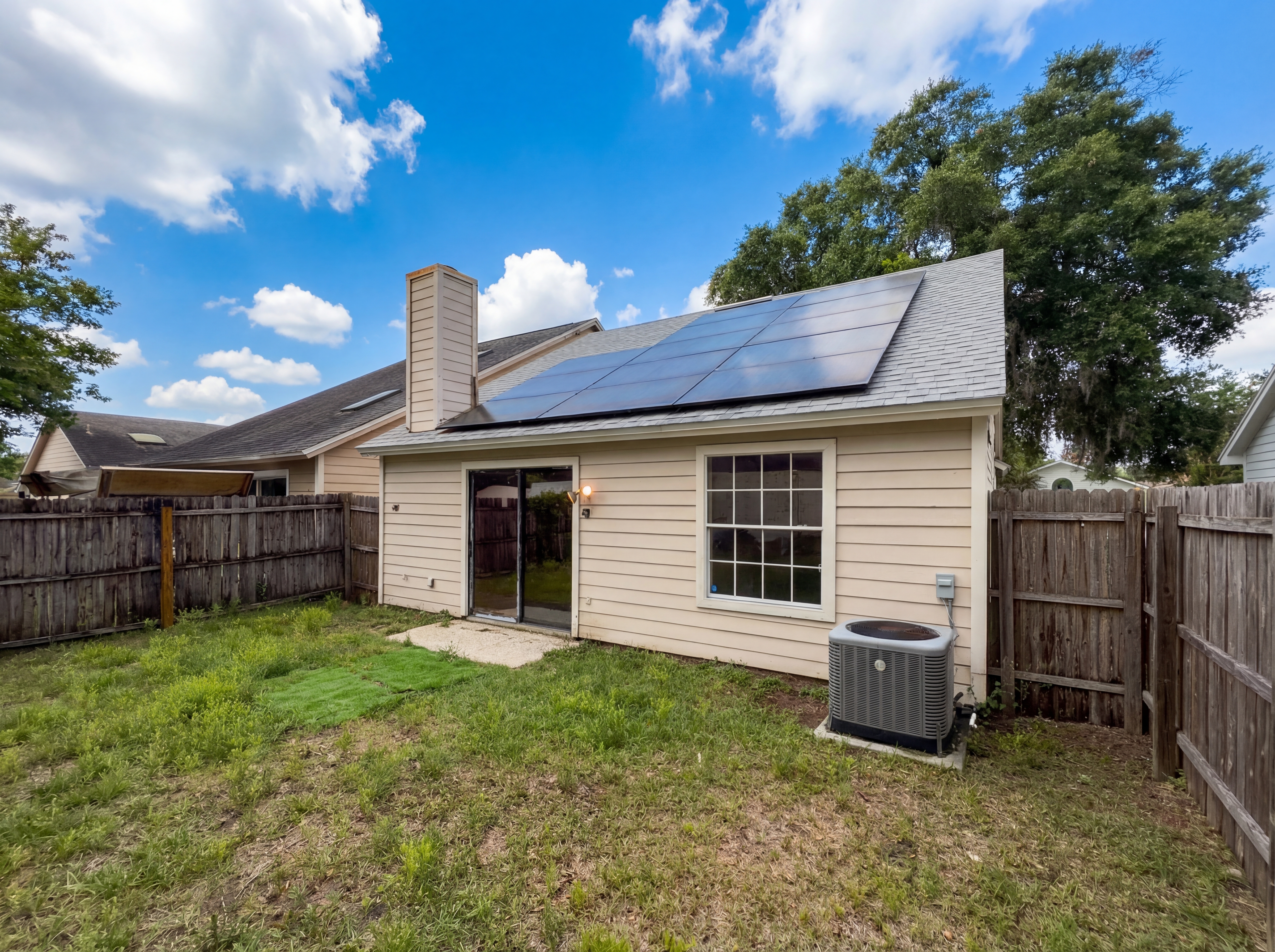 Photo 17 of 18 of 1696 Chatham Cir, Apopka, FL