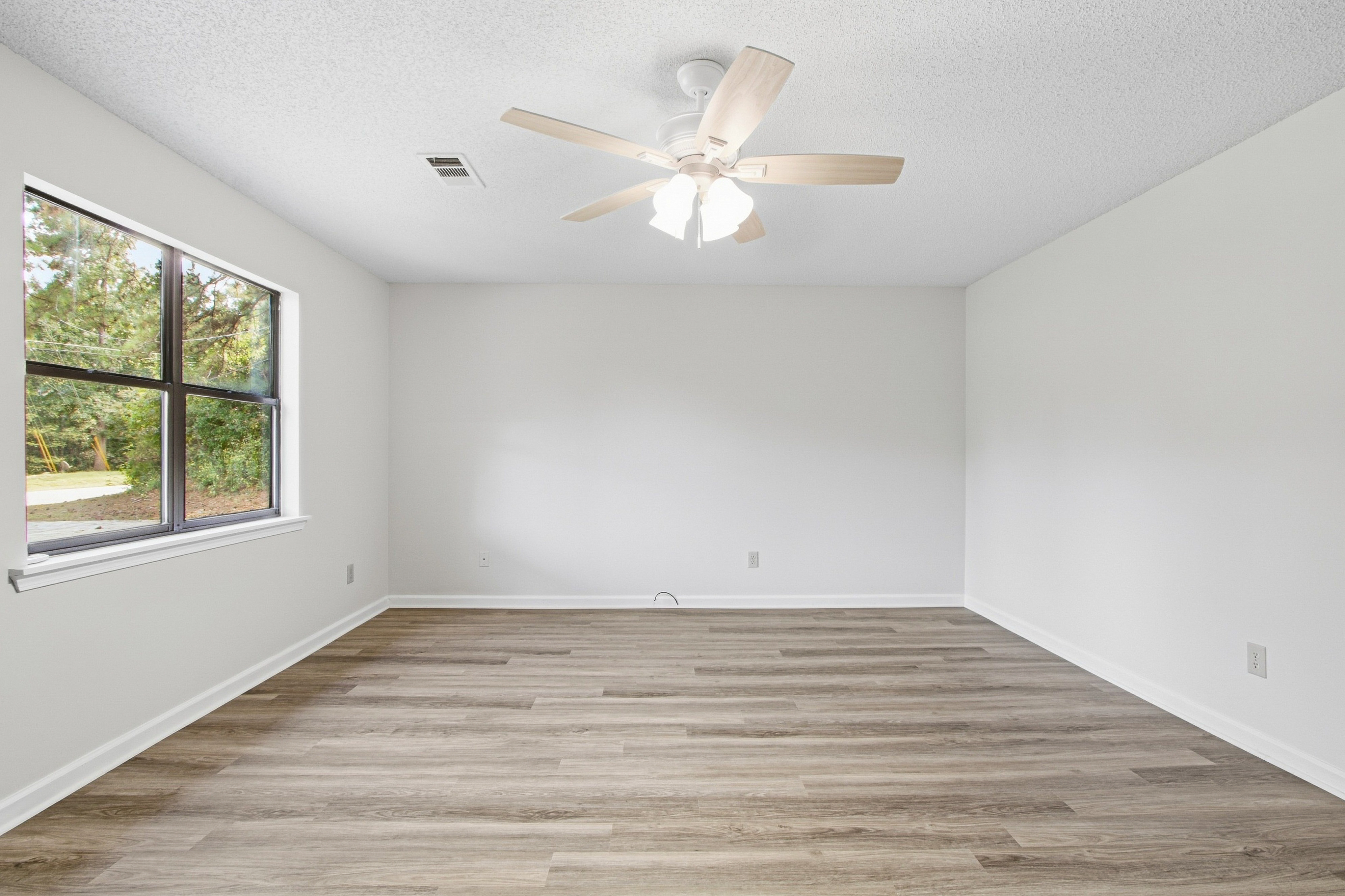 Photo 5 of 27 of 414 Jane Harris Rd, Dallas, GA