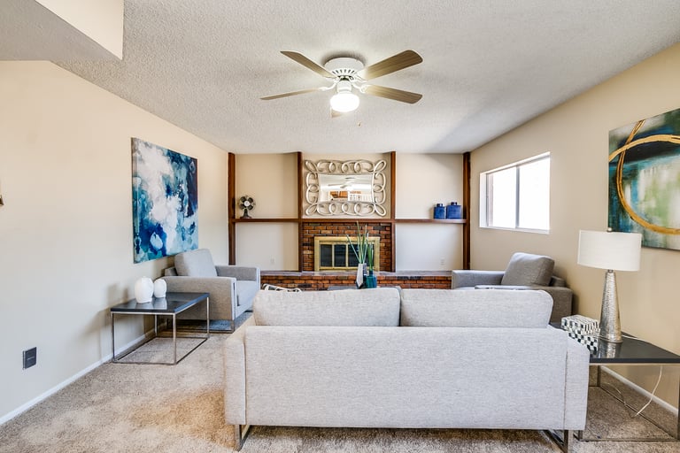 Photo 3 of 37 - 4940 W Diana Ave, Glendale, AZ 85302