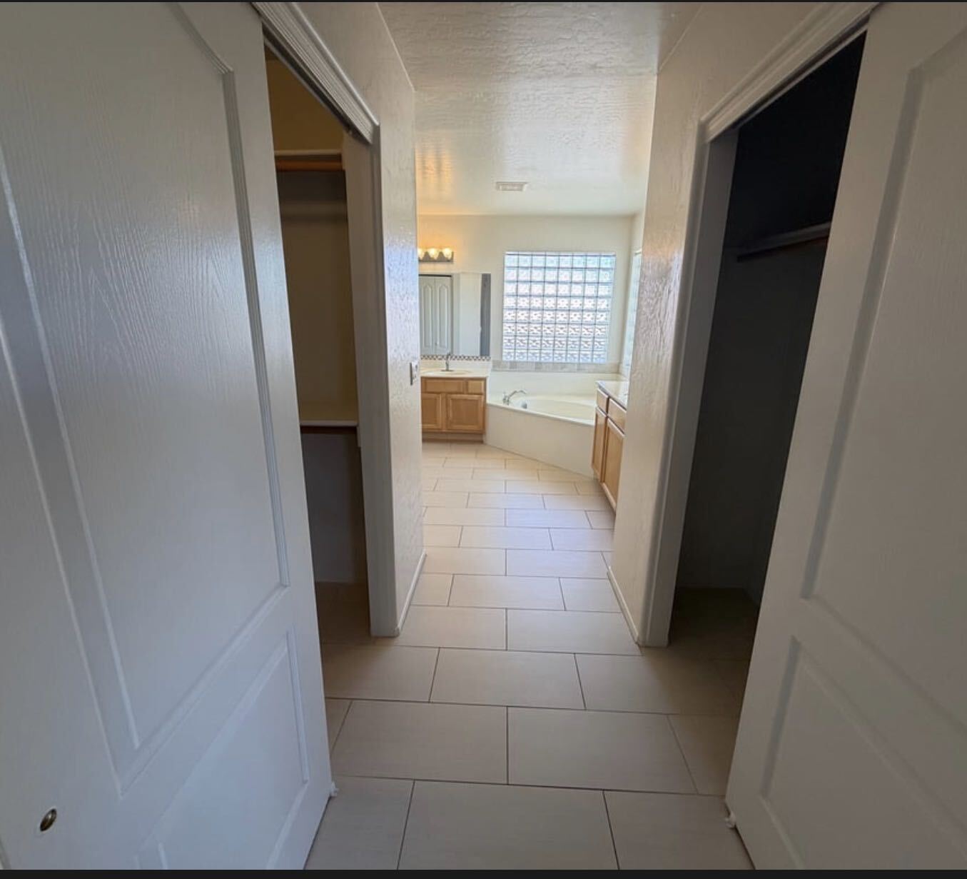 Photo 13 of 29 of 13444 N 13th St, Phoenix, AZ