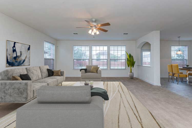 Photo 2 of 33 - 7715 Longbow Ln, Arlington, TX 76002