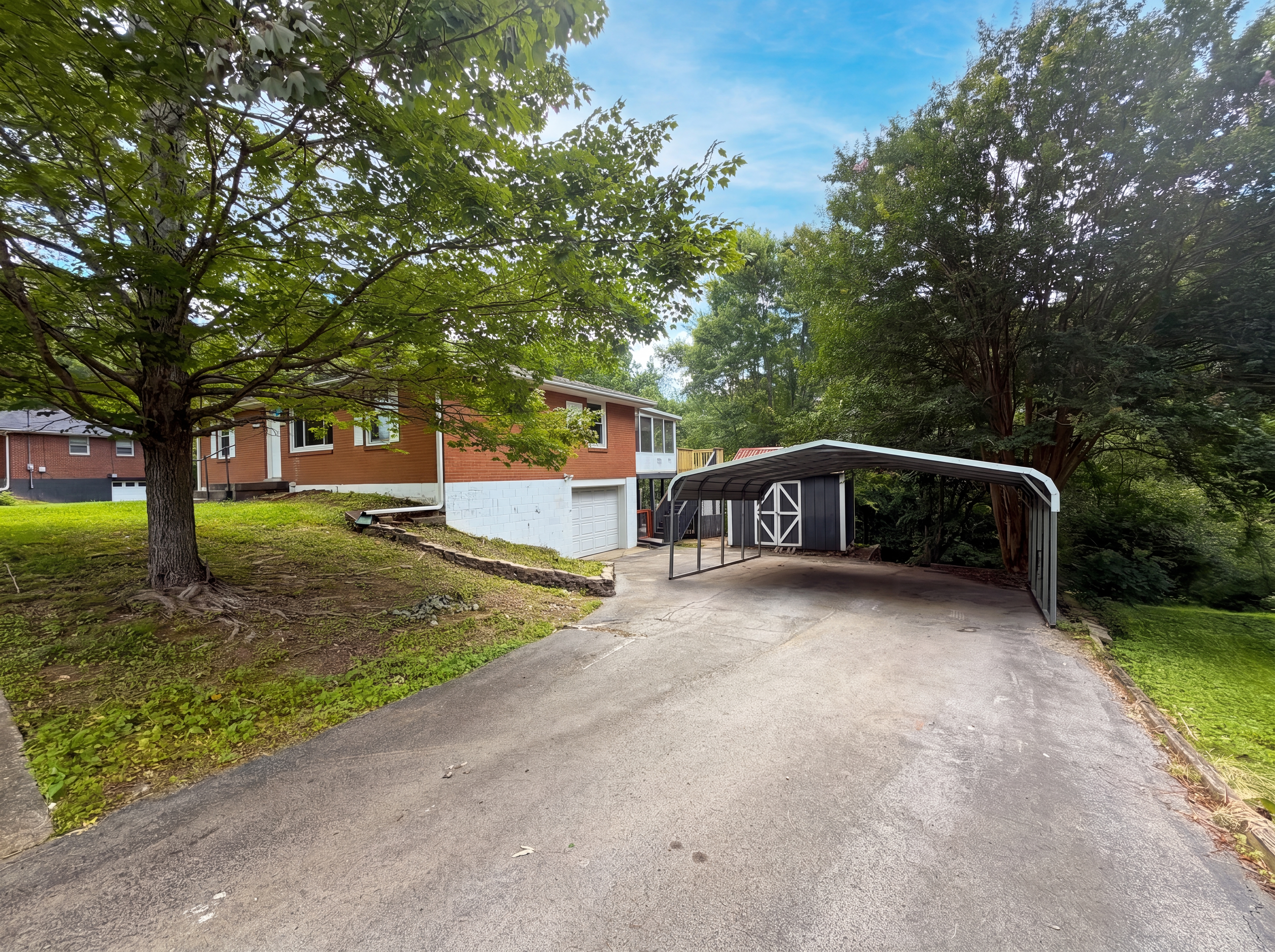 Photo 14 of 18 of 109 Krantz Ct, Ashland City, TN
