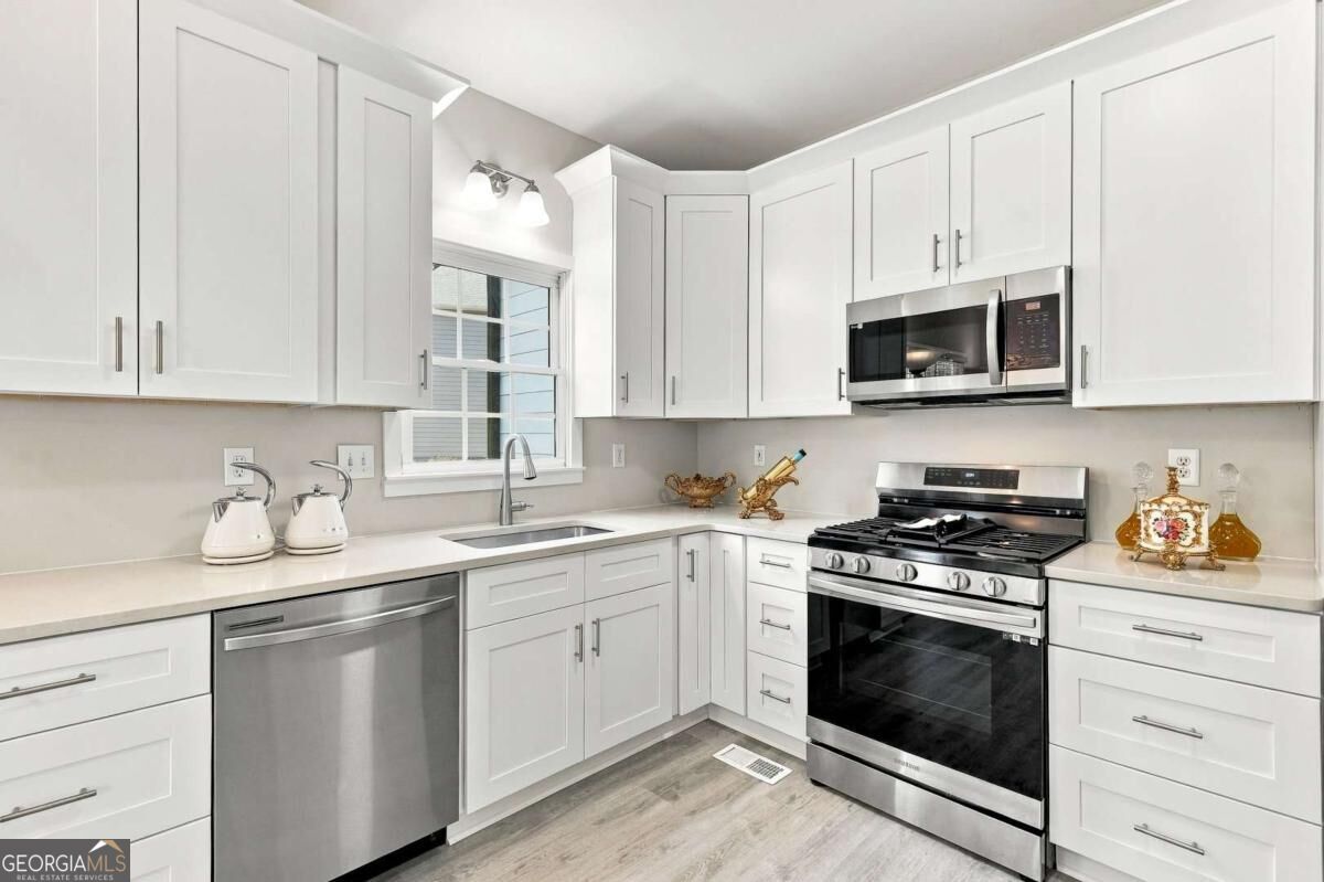 Photo 10 of 51 of 2680 Factor Walk Blvd, Suwanee, GA