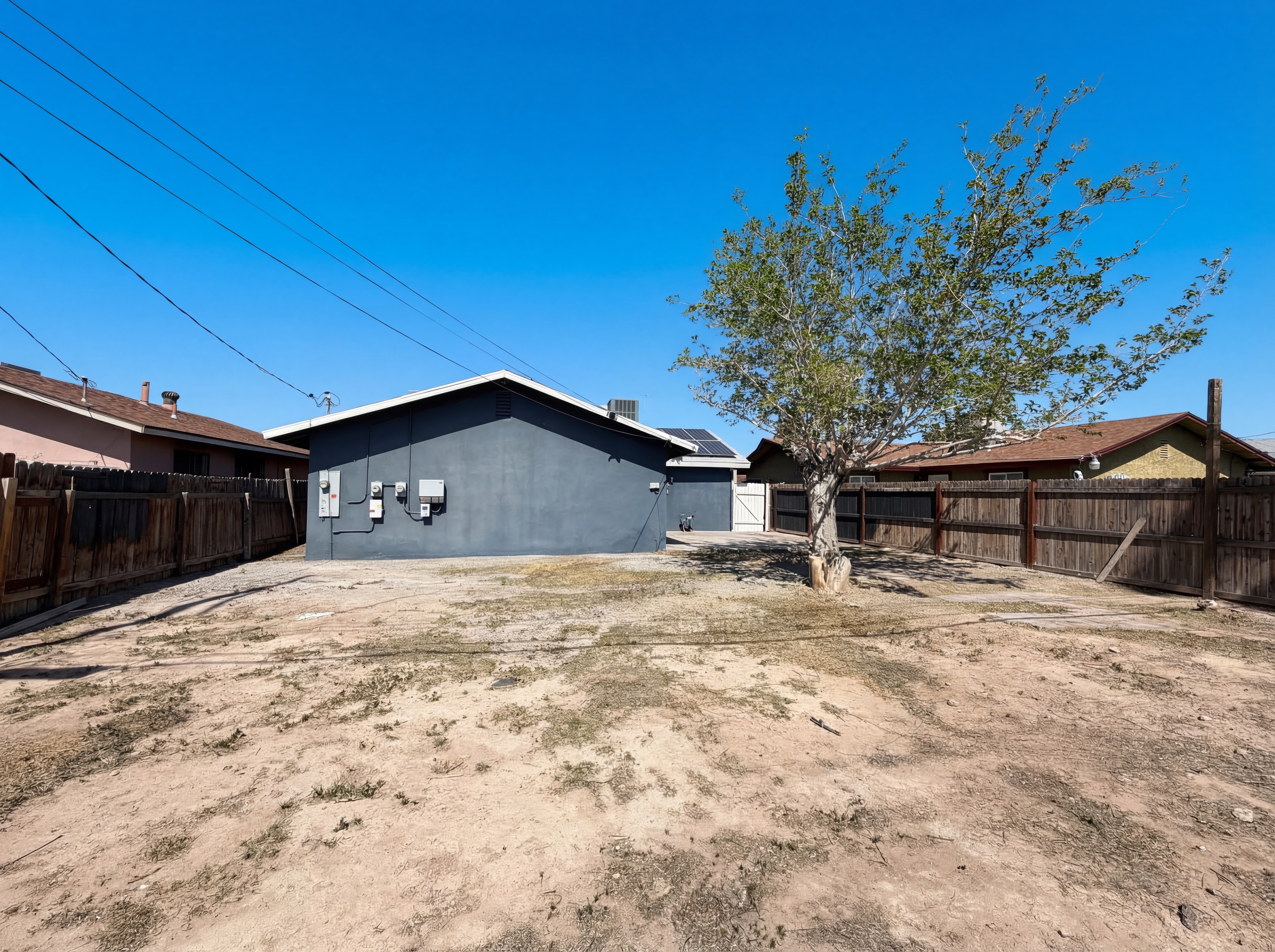 Photo 5 of 30 of 3101 E Bartlett Ave, North Las Vegas, NV