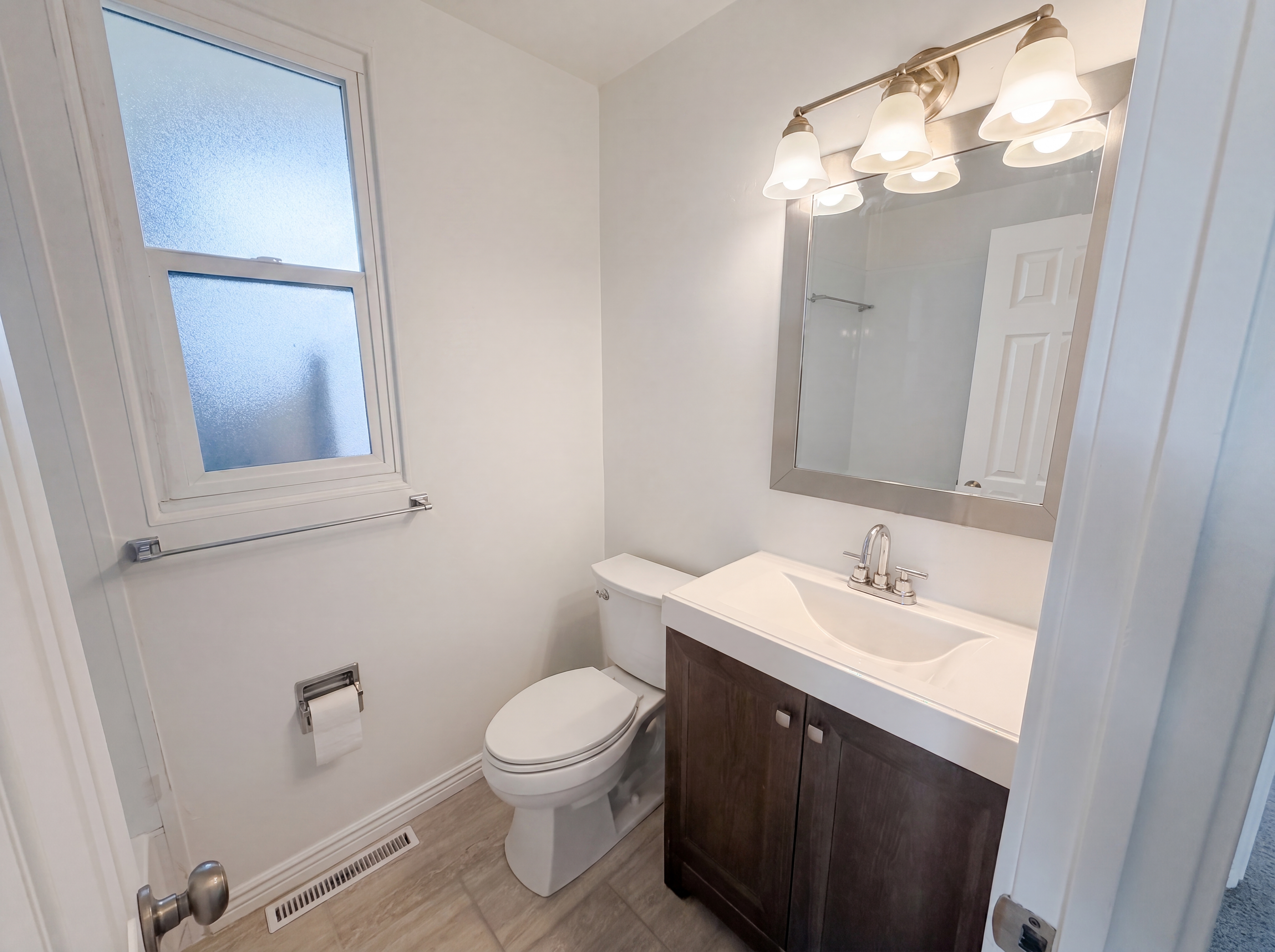 Photo 8 of 18 of 541 Del Norte St, Denver, CO