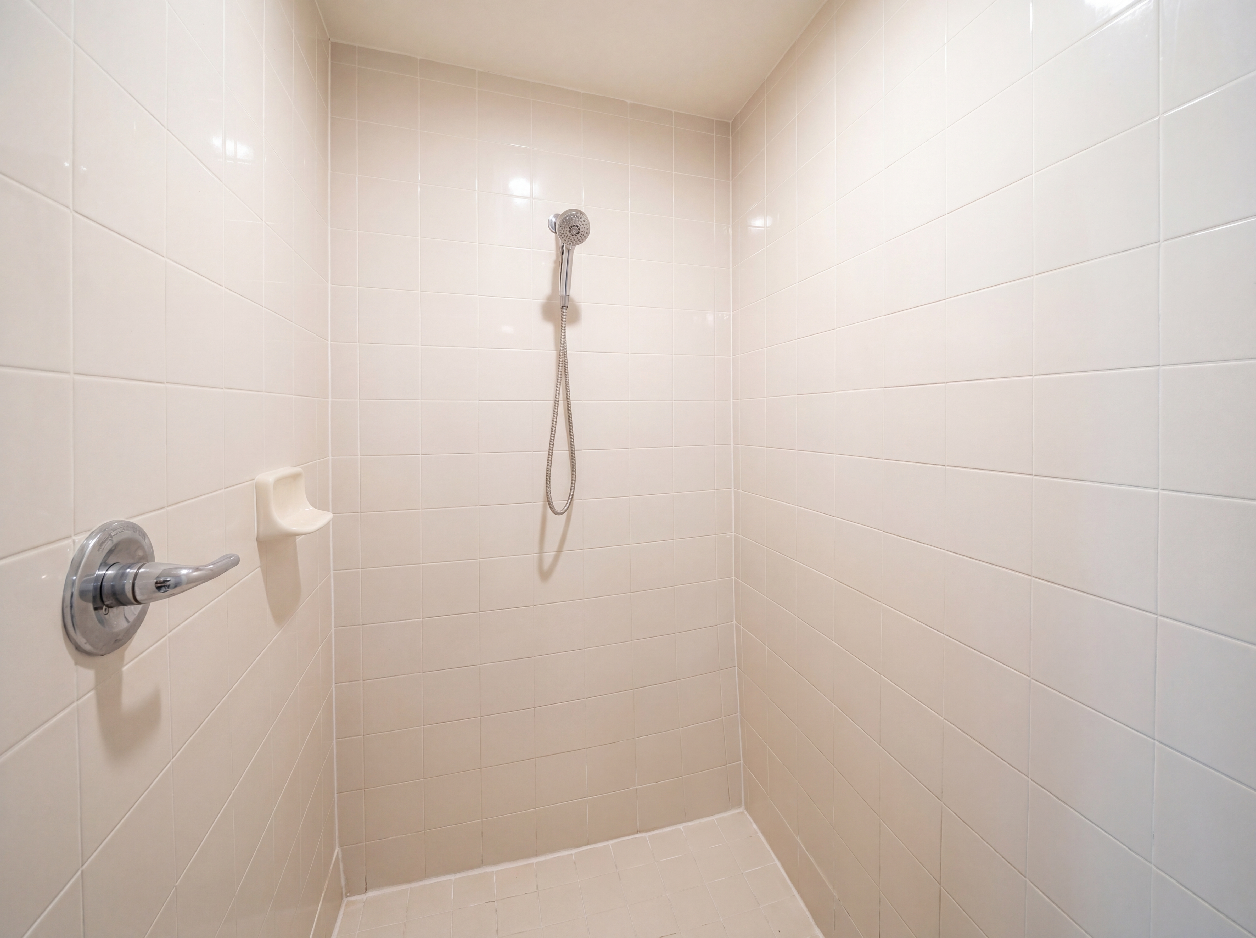 Photo 18 of 29 of 619 Errol Pkwy, Apopka, FL