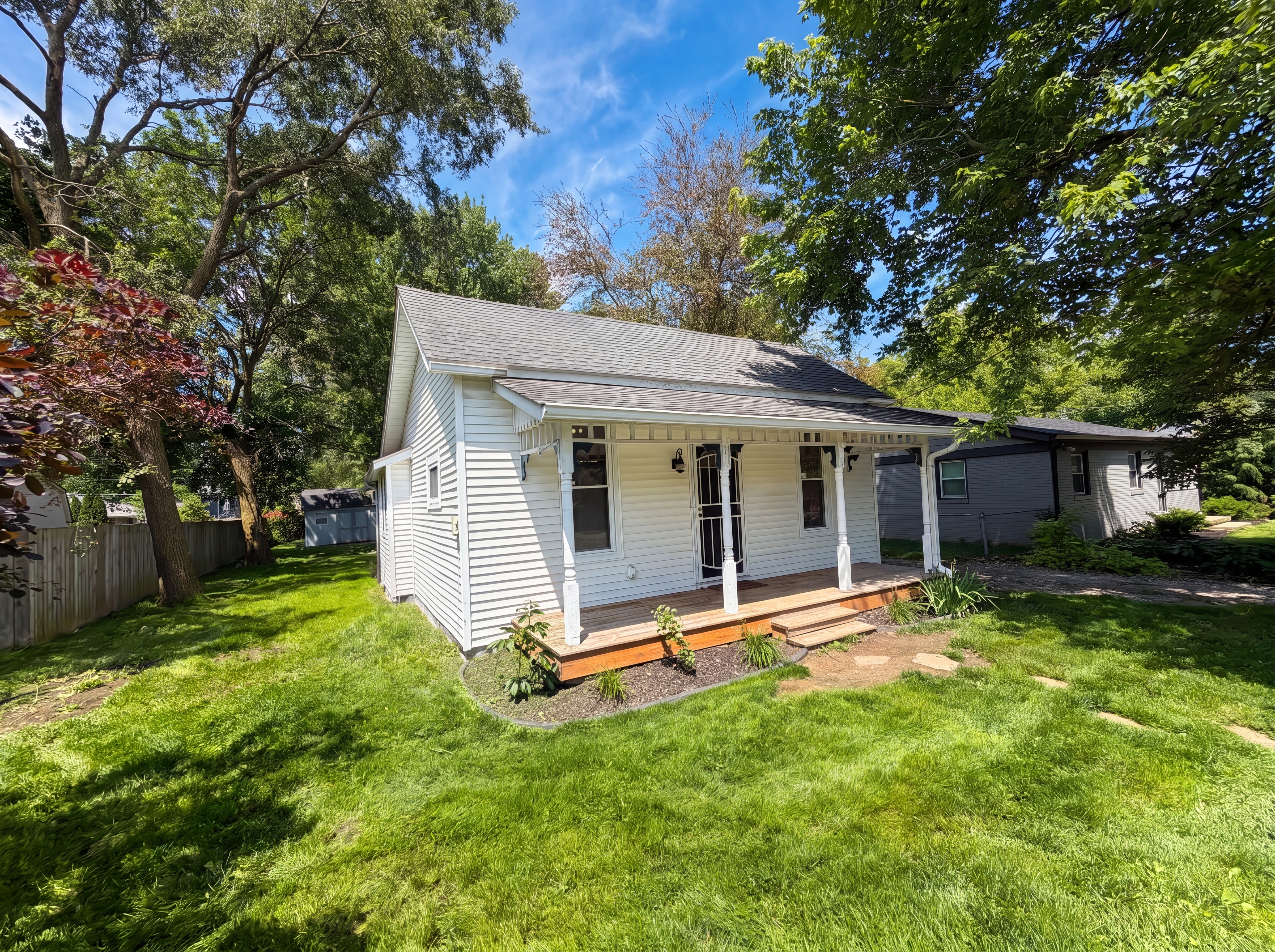 Photo 13 of 16 of 108 S Heflin St, Indianapolis, IN